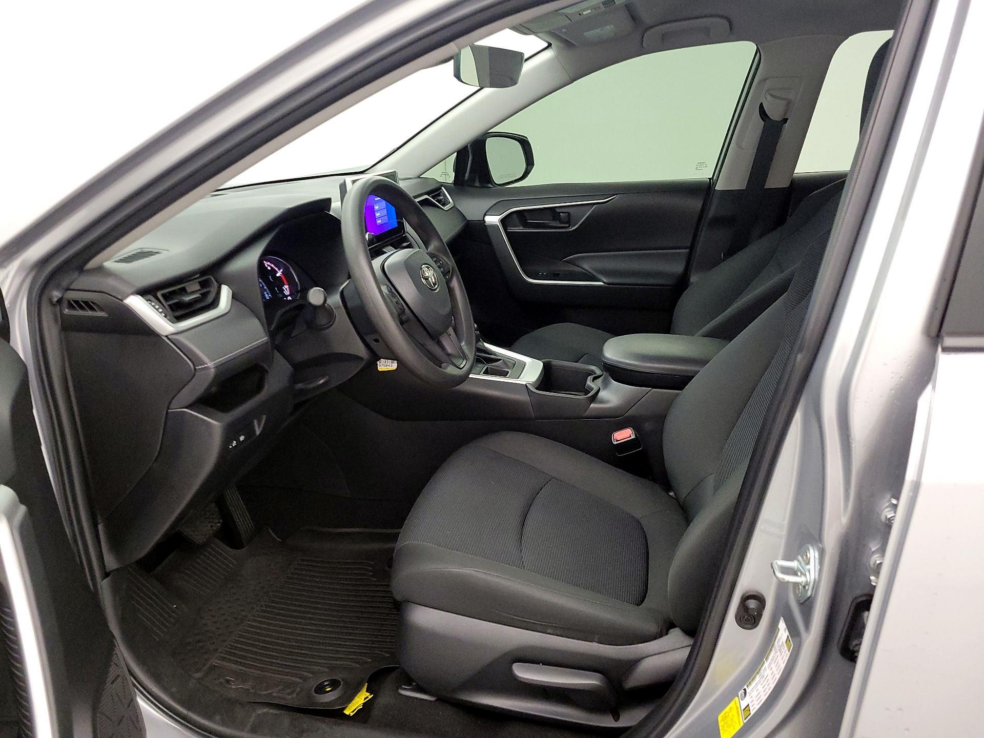 Thumbnail: 2023 Toyota RAV4 - 11