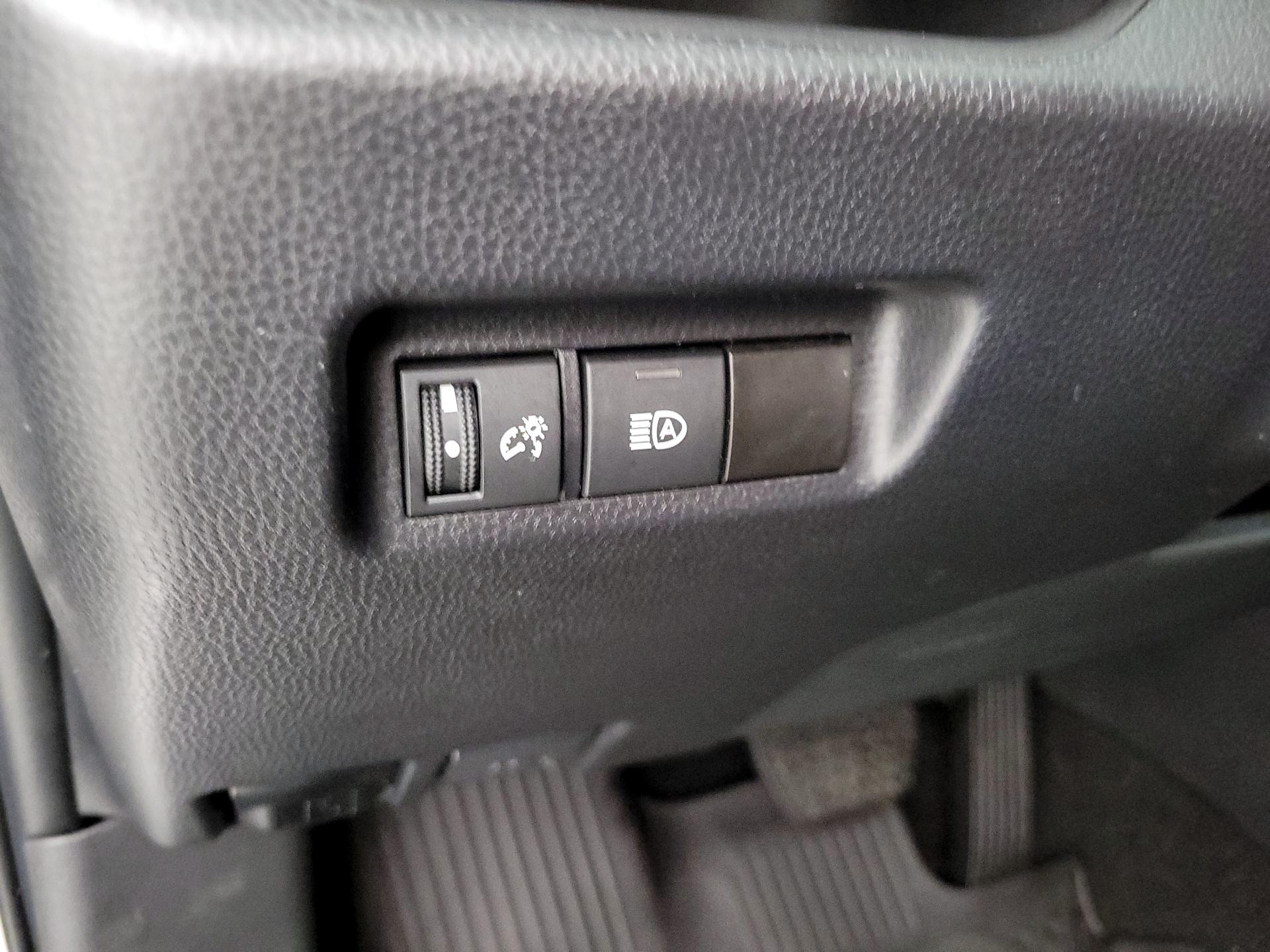 Thumbnail: 2023 Toyota RAV4 - 13