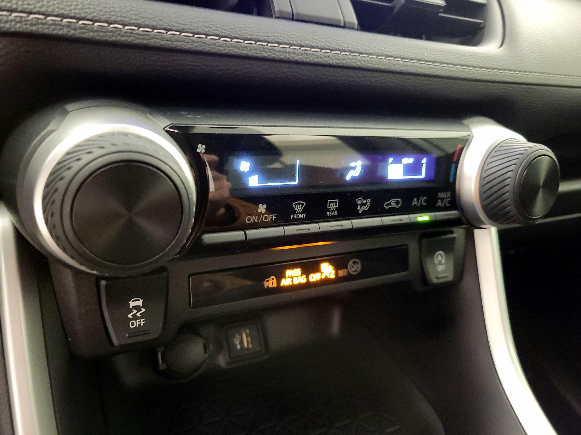 Thumbnail: 2023 Toyota RAV4 - 16