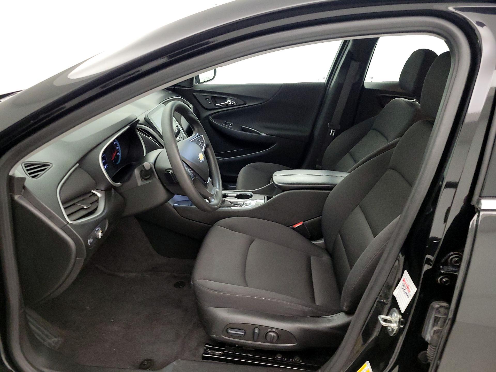 Thumbnail: 2024 Chevrolet Malibu - 11