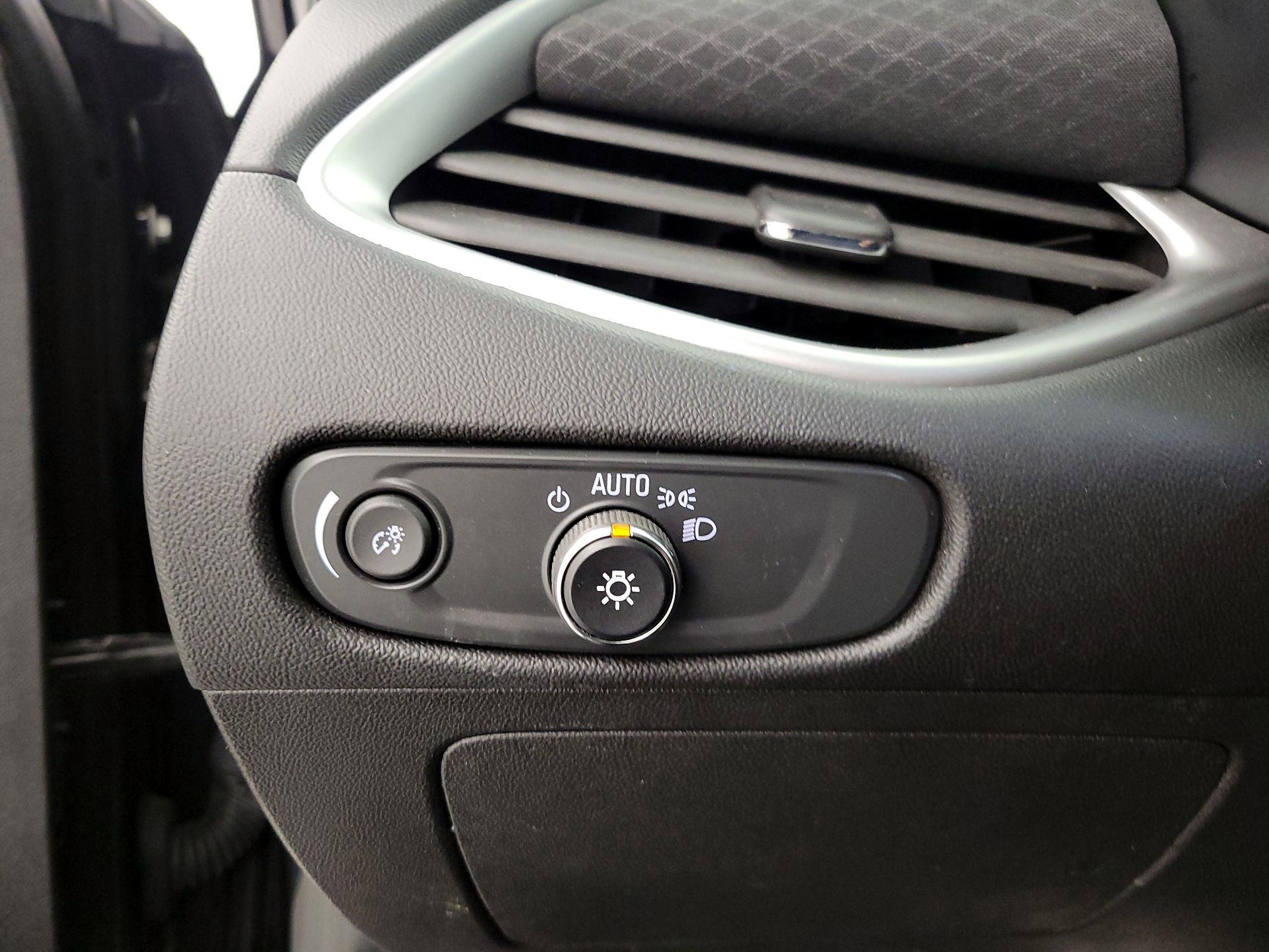 Thumbnail: 2024 Chevrolet Malibu - 13