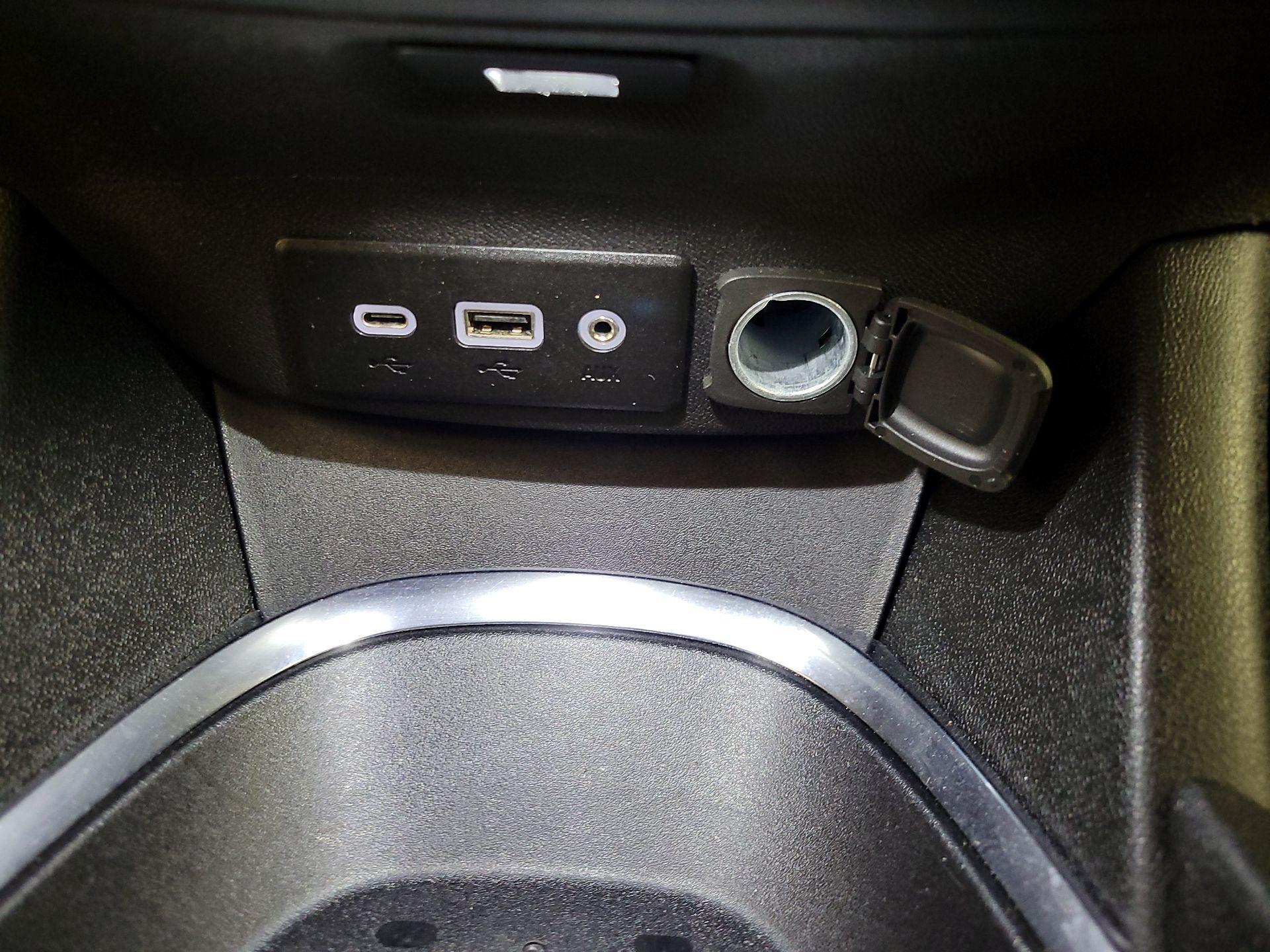 Thumbnail: 2024 Chevrolet Malibu - 18