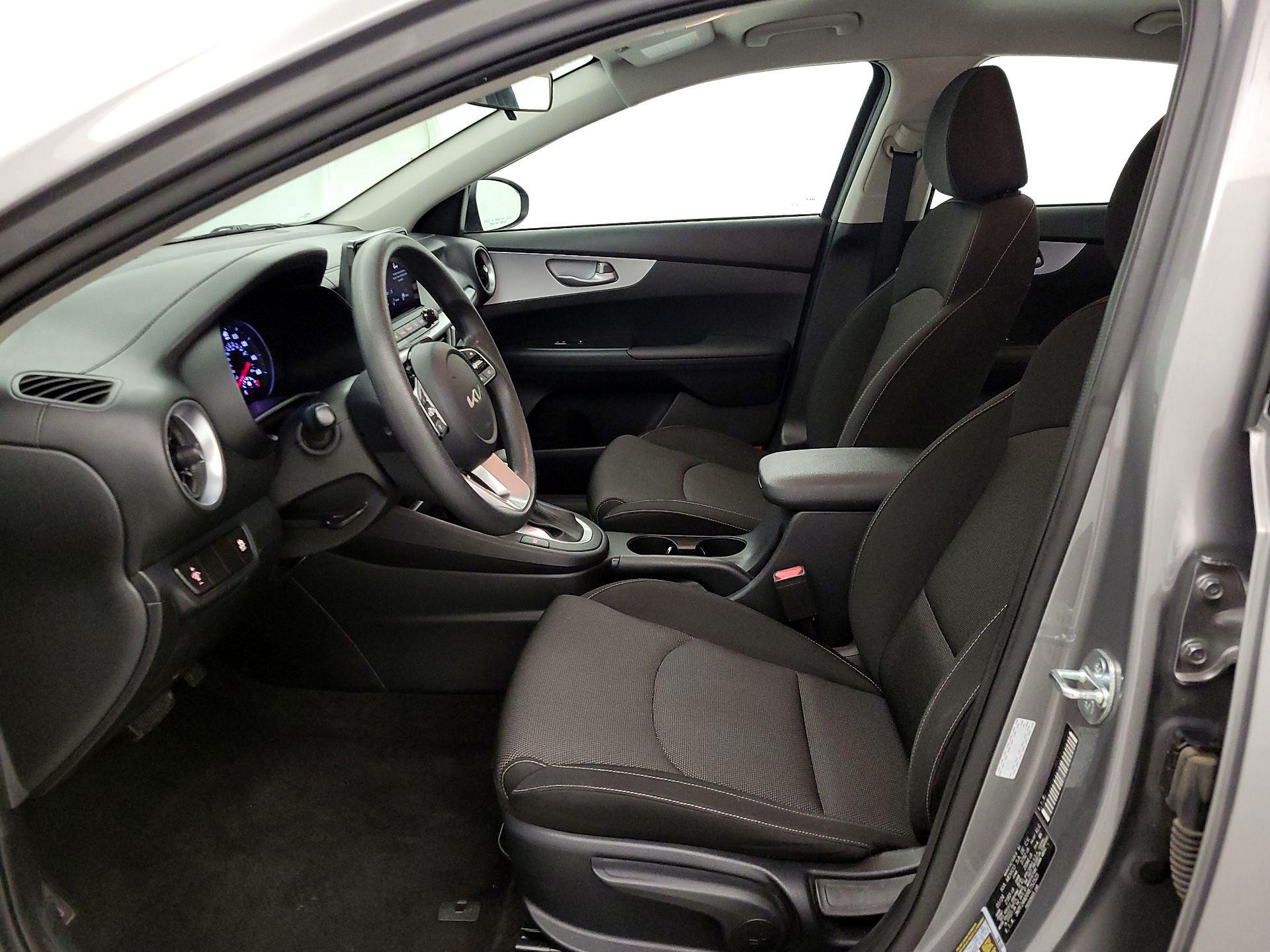 Thumbnail: 2024 Kia Forte - 11