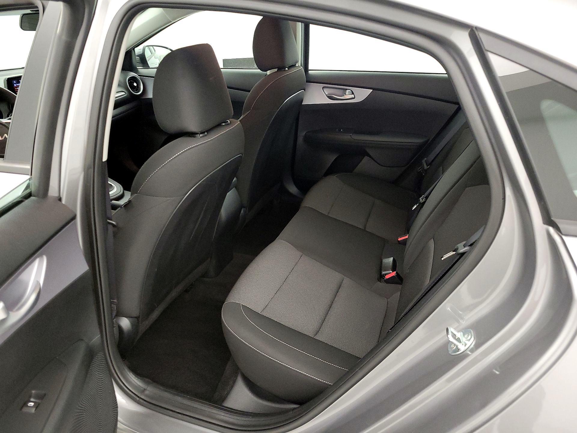 Thumbnail: 2024 Kia Forte - 19