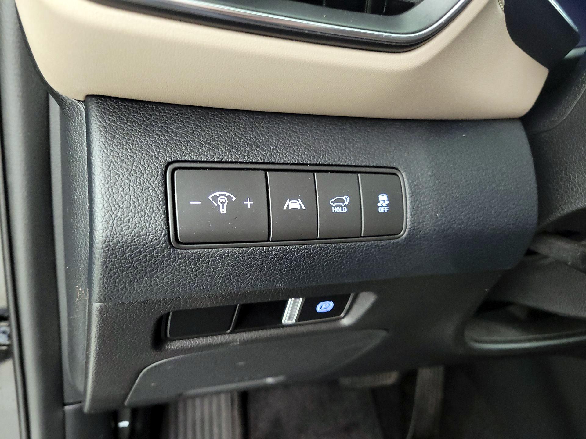 Thumbnail: 2023 Hyundai Santa Fe - 13