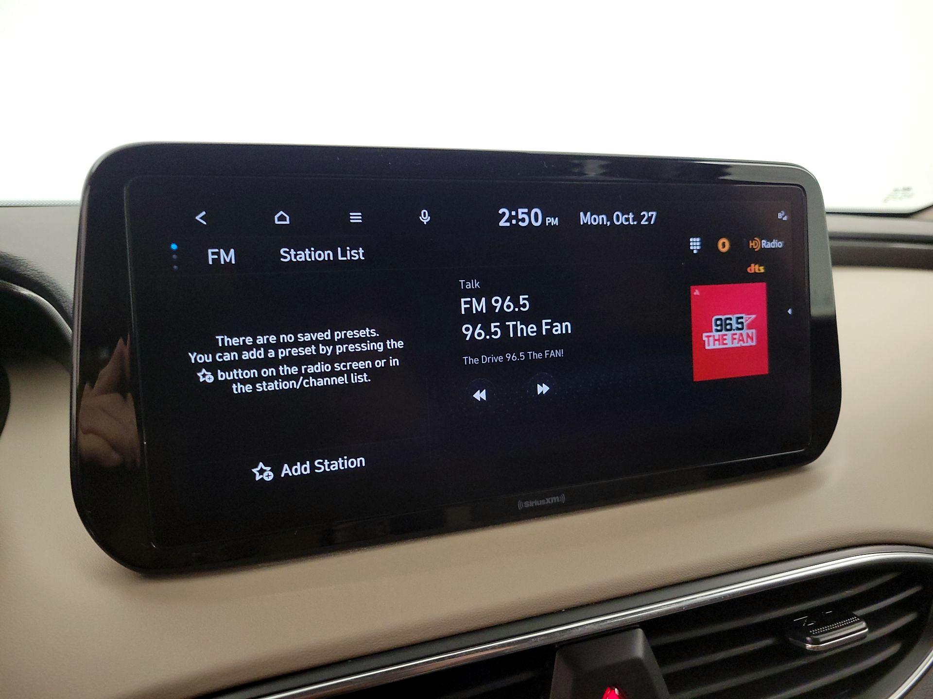 Thumbnail: 2023 Hyundai Santa Fe - 16