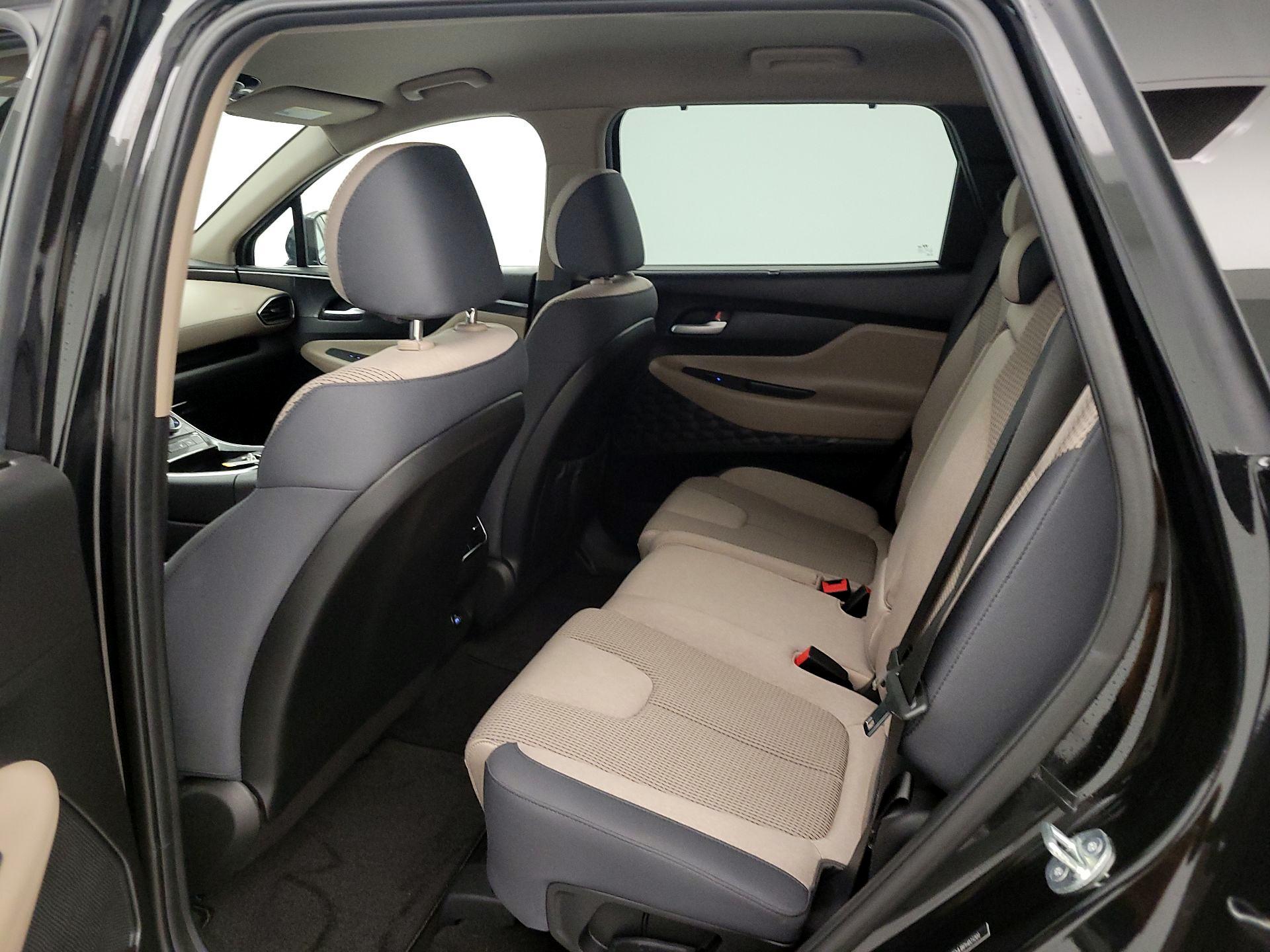 Thumbnail: 2023 Hyundai Santa Fe - 20