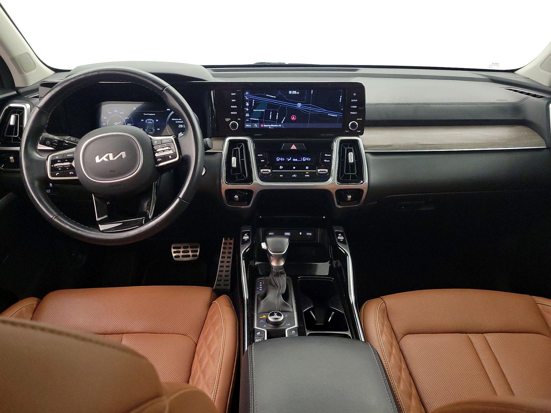 Thumbnail: 2022 Kia Sorento - 9