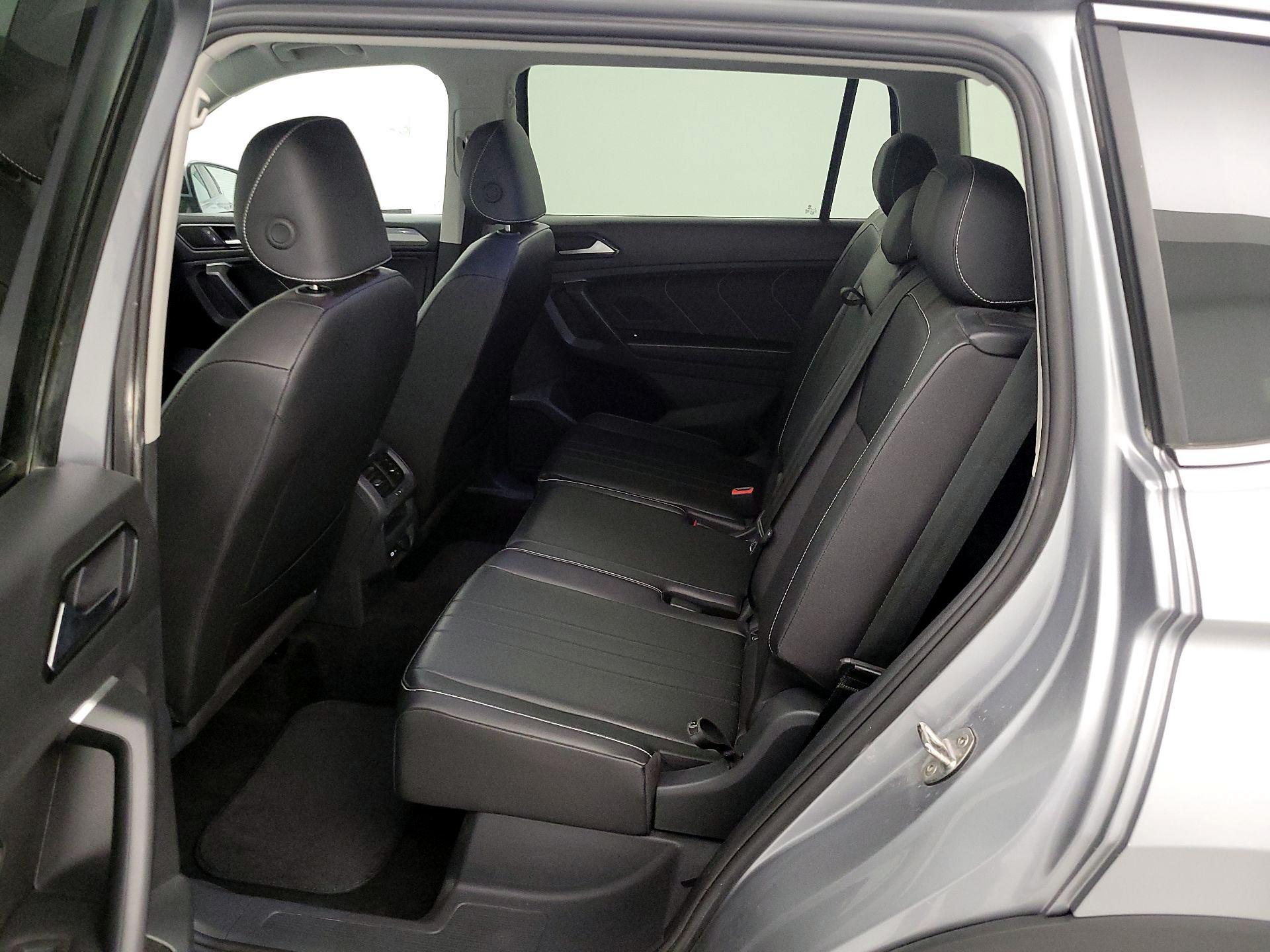 Thumbnail: 2024 Volkswagen Tiguan - 19