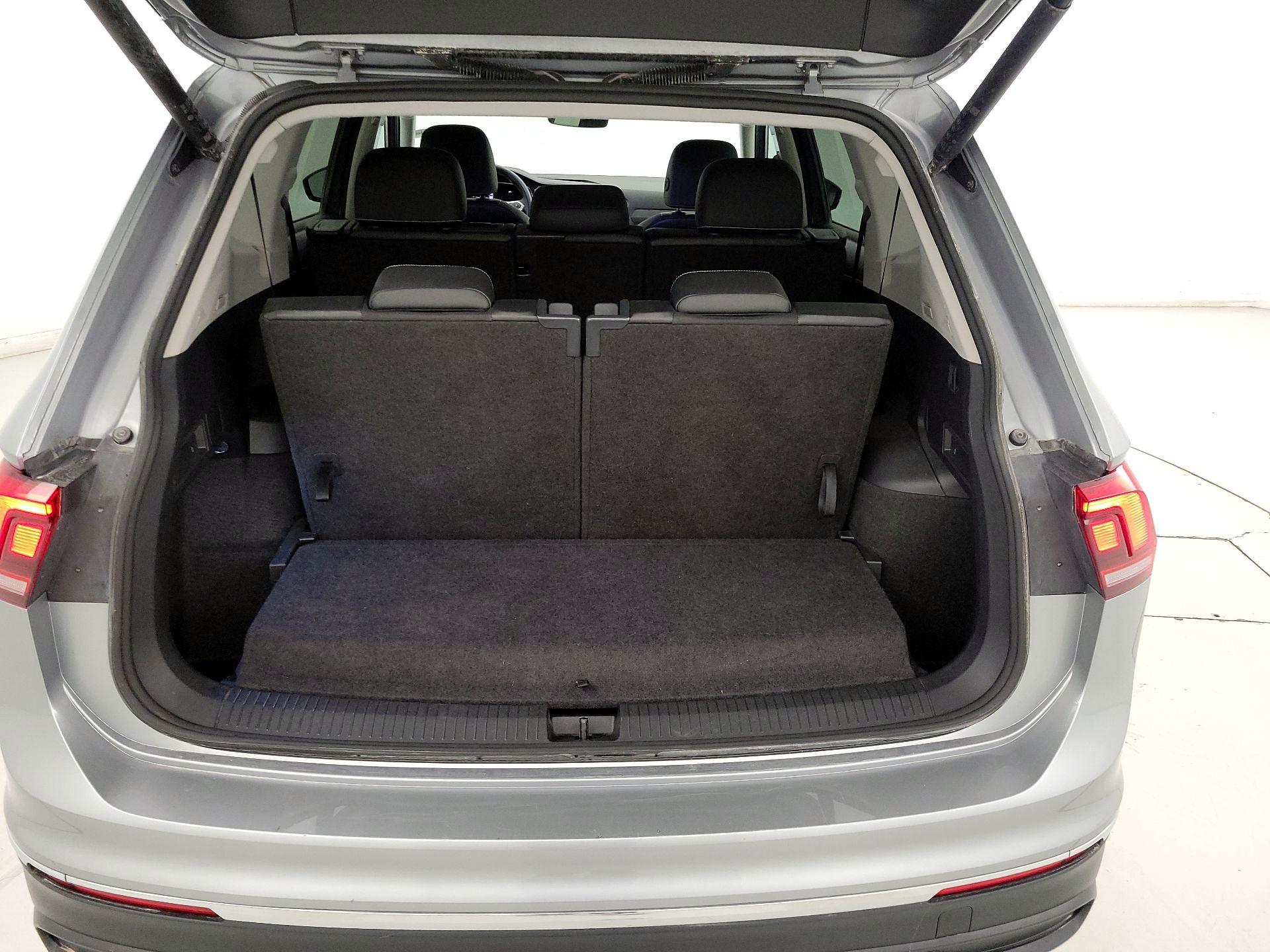 Thumbnail: 2024 Volkswagen Tiguan - 20