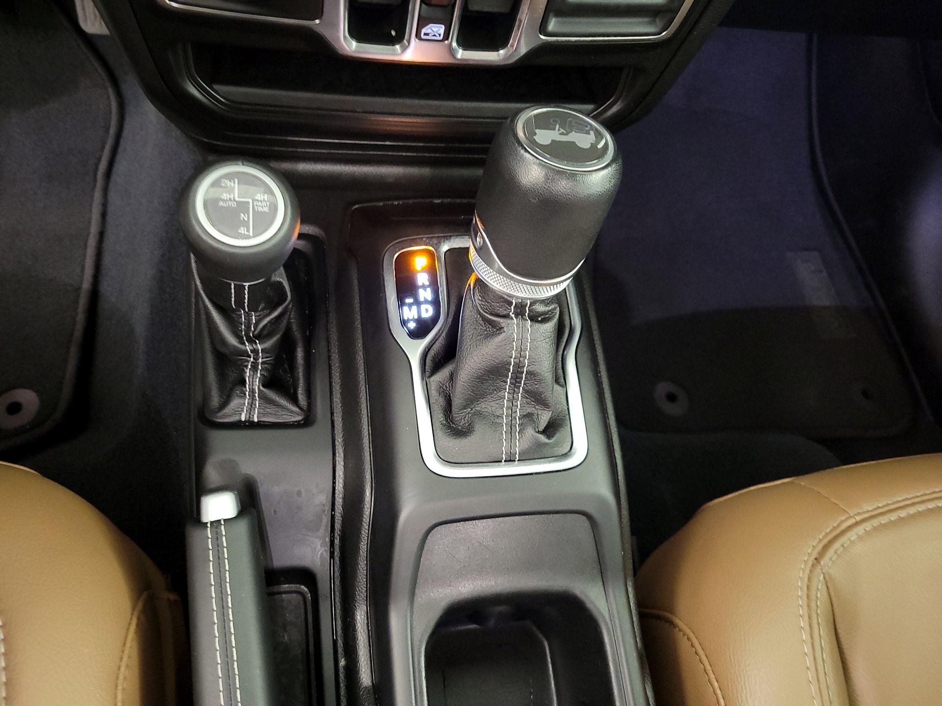 Thumbnail: 2022 Jeep Wrangler - 18