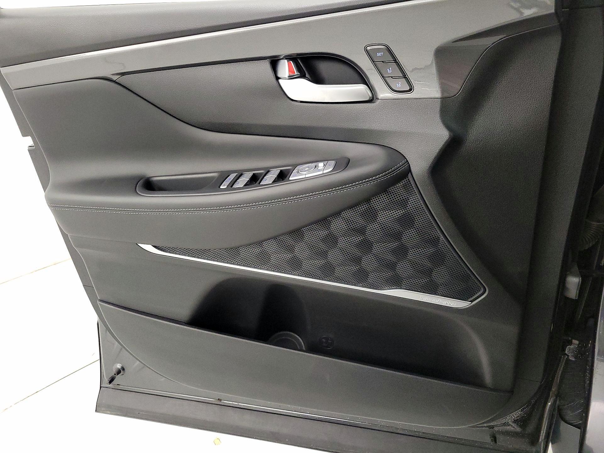 Thumbnail: 2023 Hyundai Santa Fe - 12