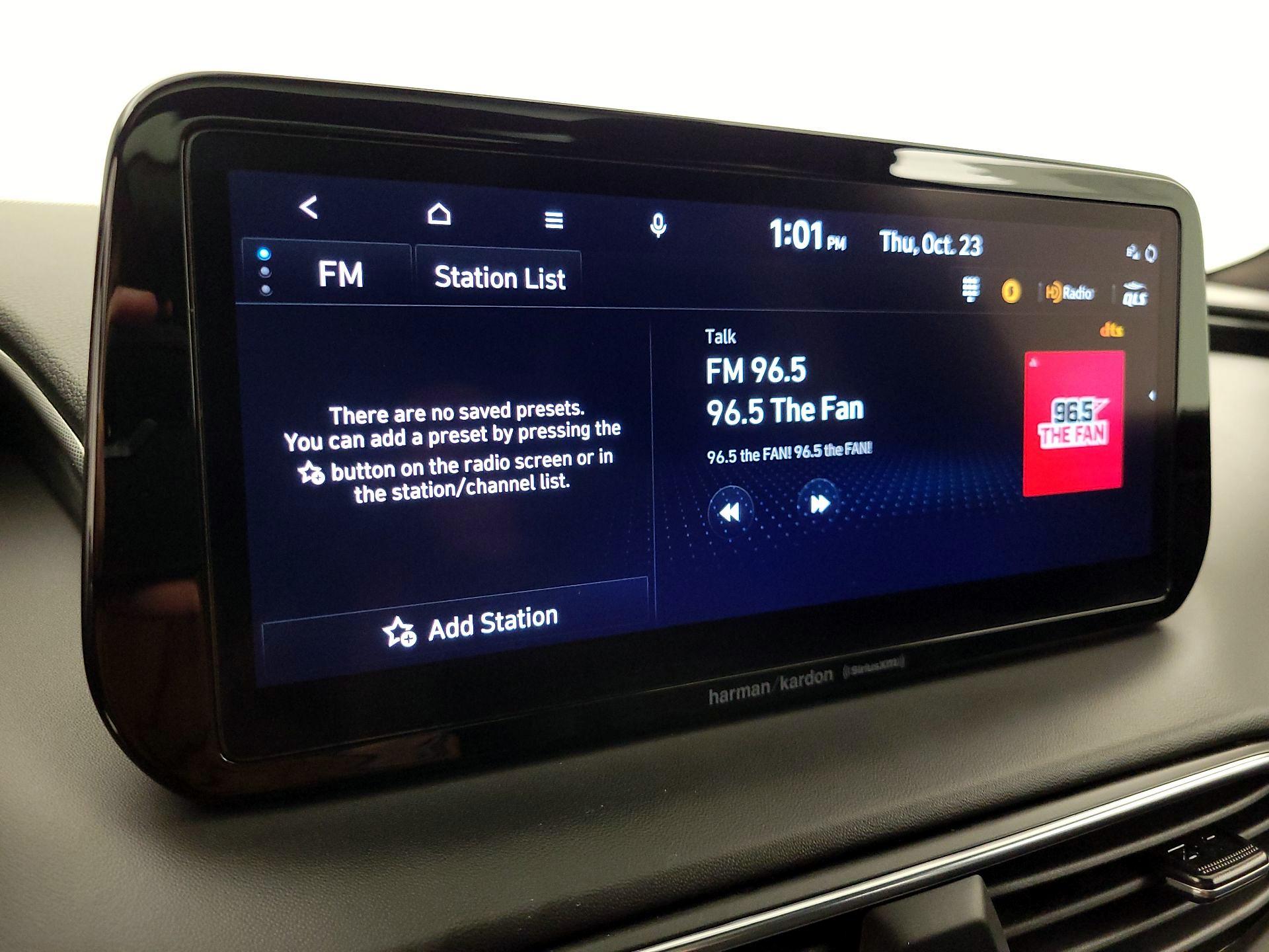 Thumbnail: 2023 Hyundai Santa Fe - 16