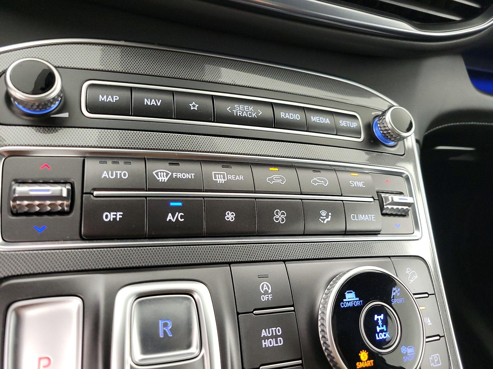 Thumbnail: 2023 Hyundai Santa Fe - 17