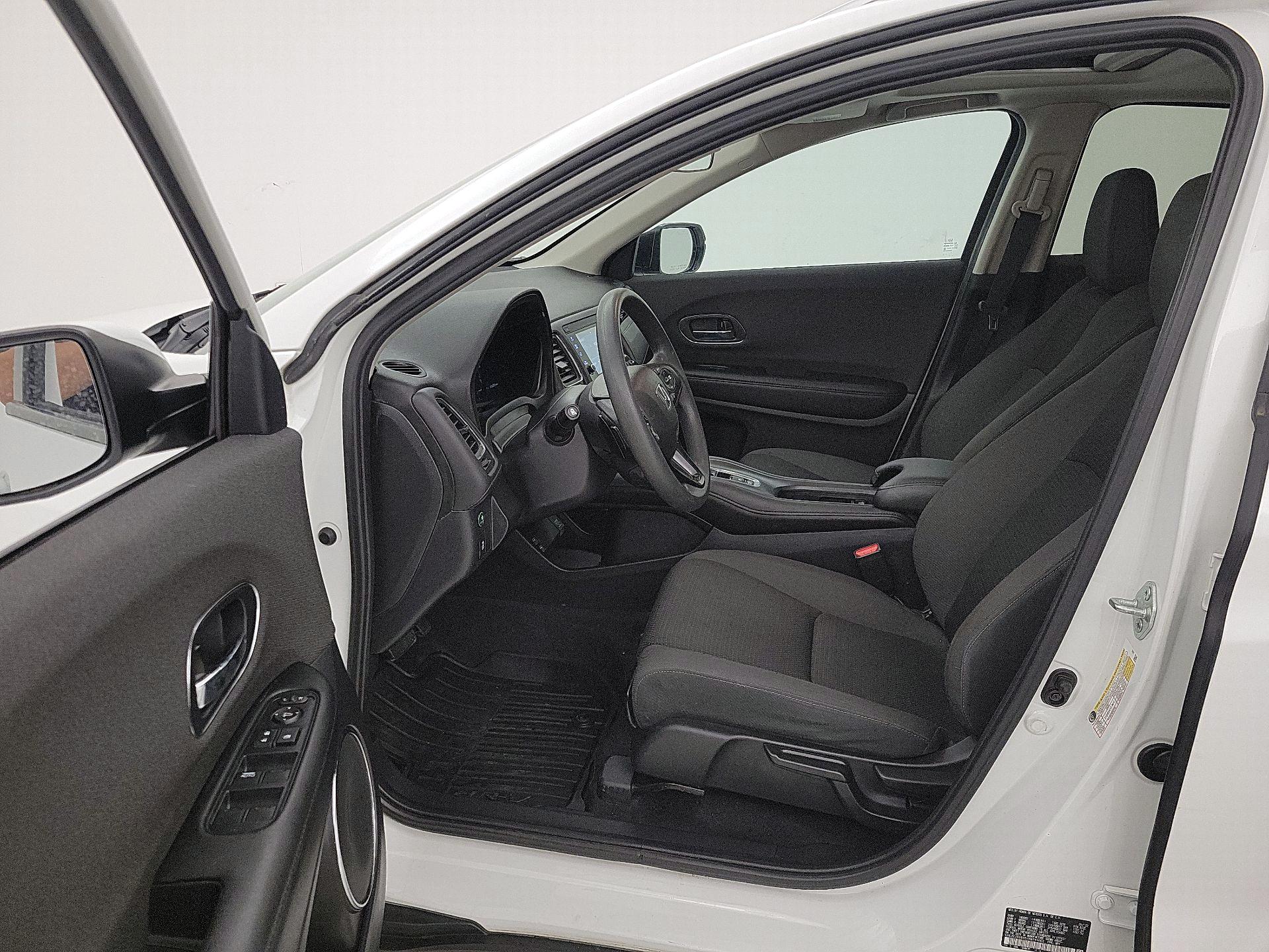 Thumbnail: 2022 Honda HR-V - 11