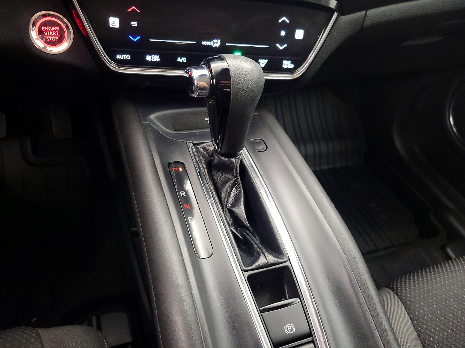 Thumbnail: 2022 Honda HR-V - 17