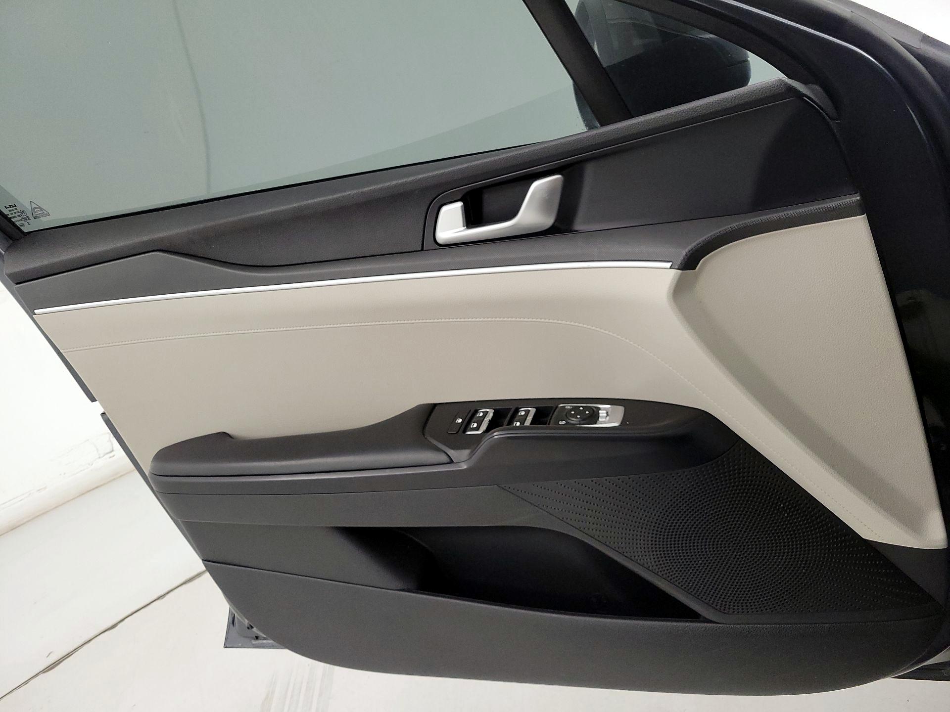 Thumbnail: 2022 Kia K5 - 12