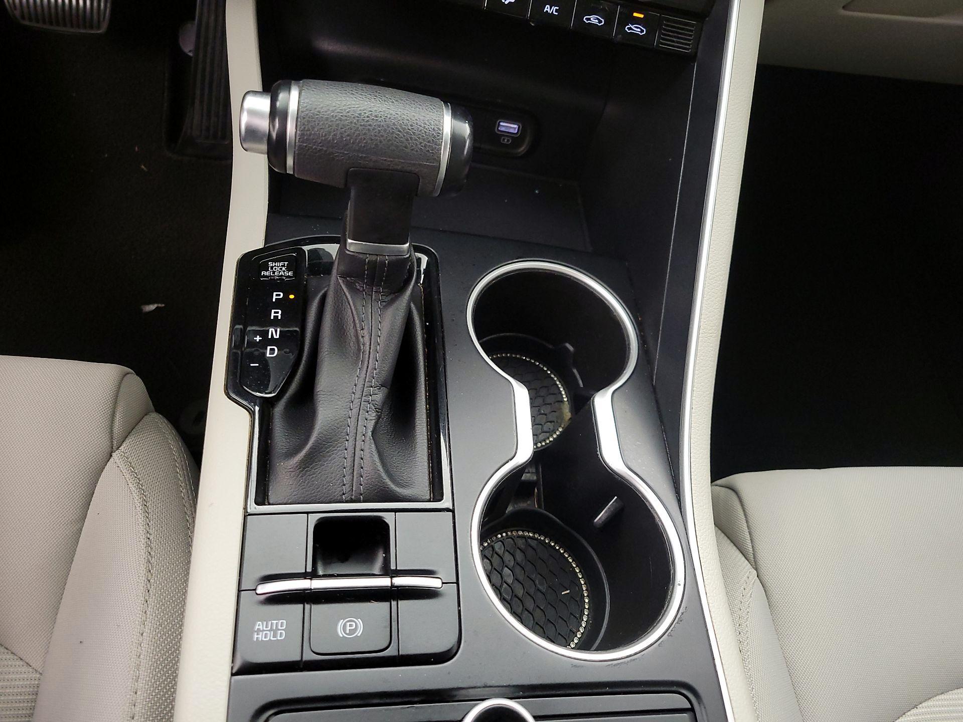 Thumbnail: 2022 Kia K5 - 17