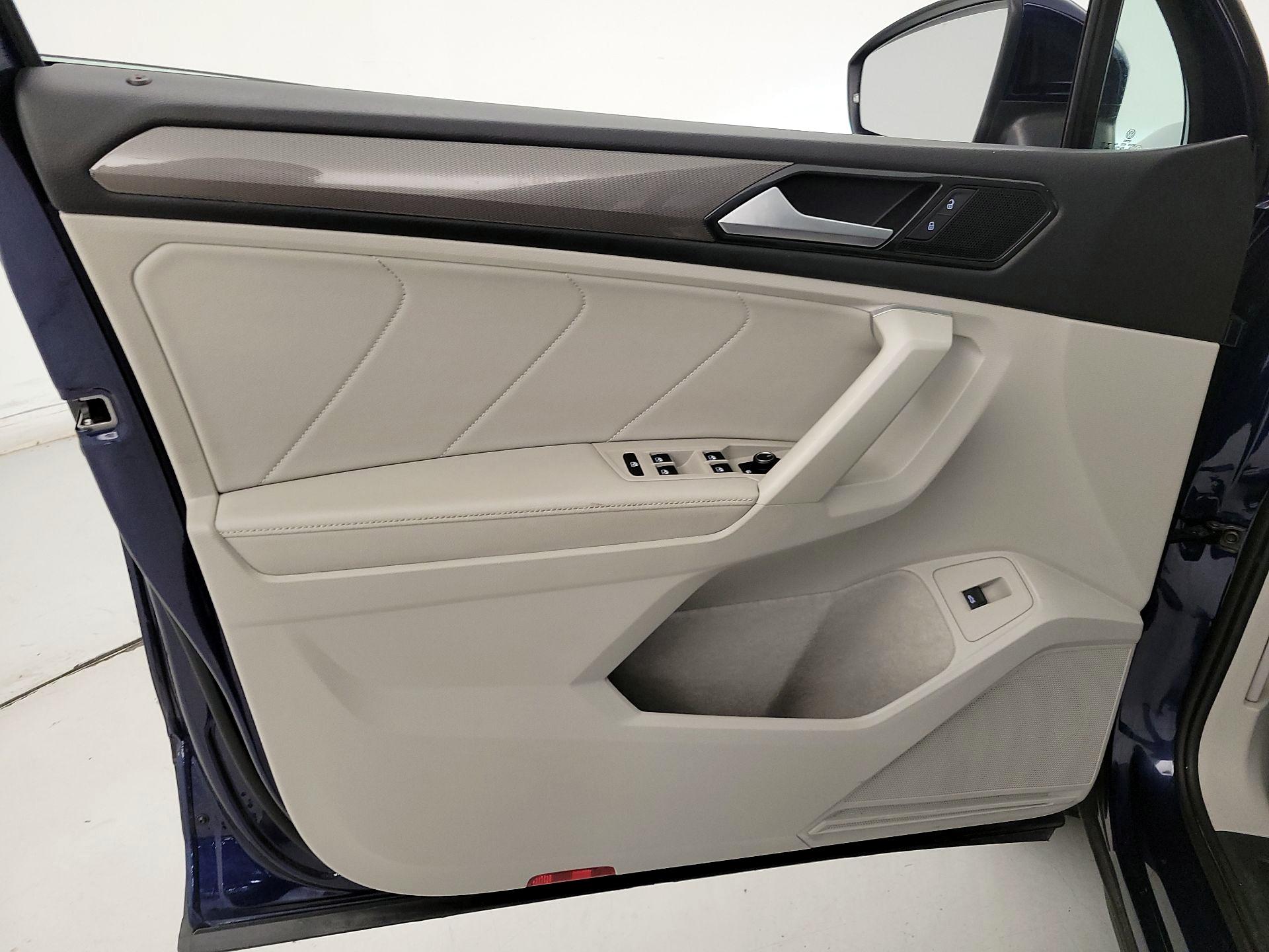 Thumbnail: 2024 Volkswagen Tiguan - 12