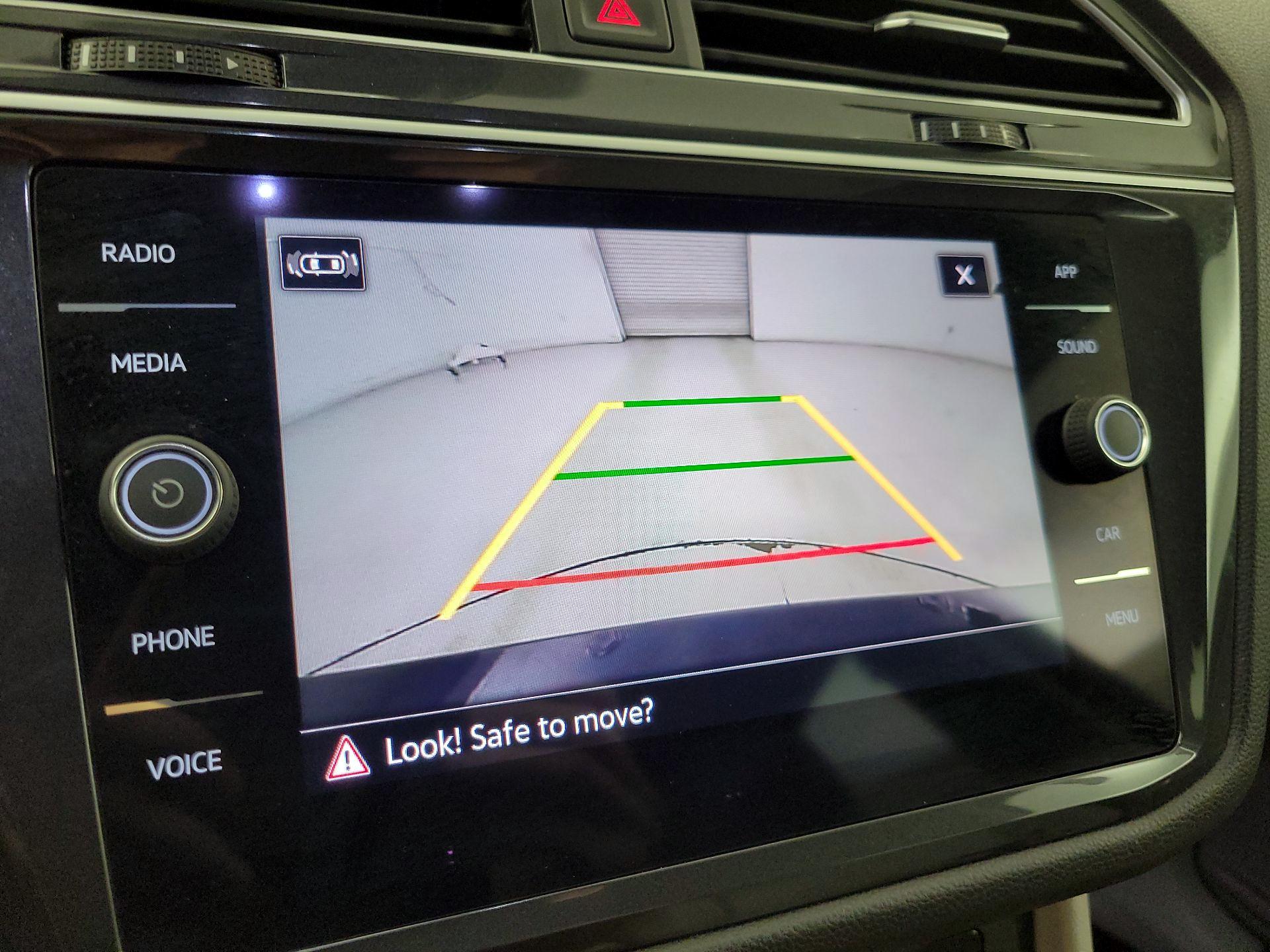 Thumbnail: 2024 Volkswagen Tiguan - 14