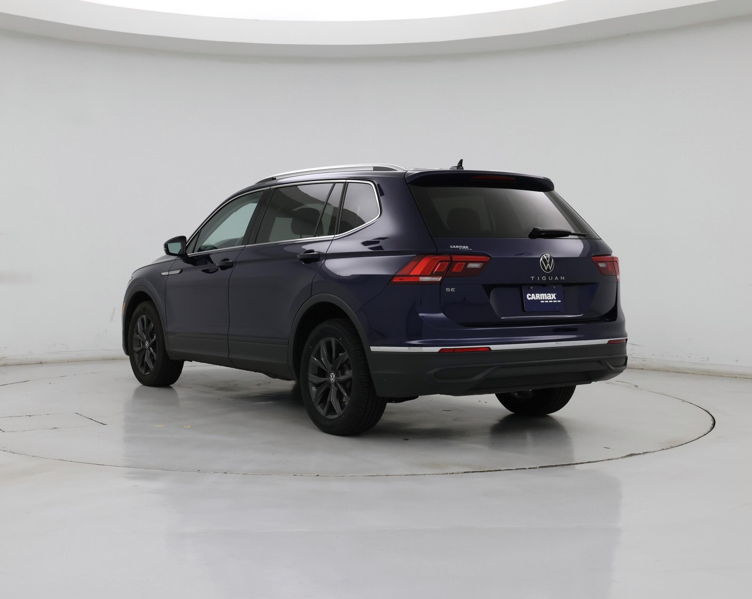 Thumbnail: 2024 Volkswagen Tiguan - 2