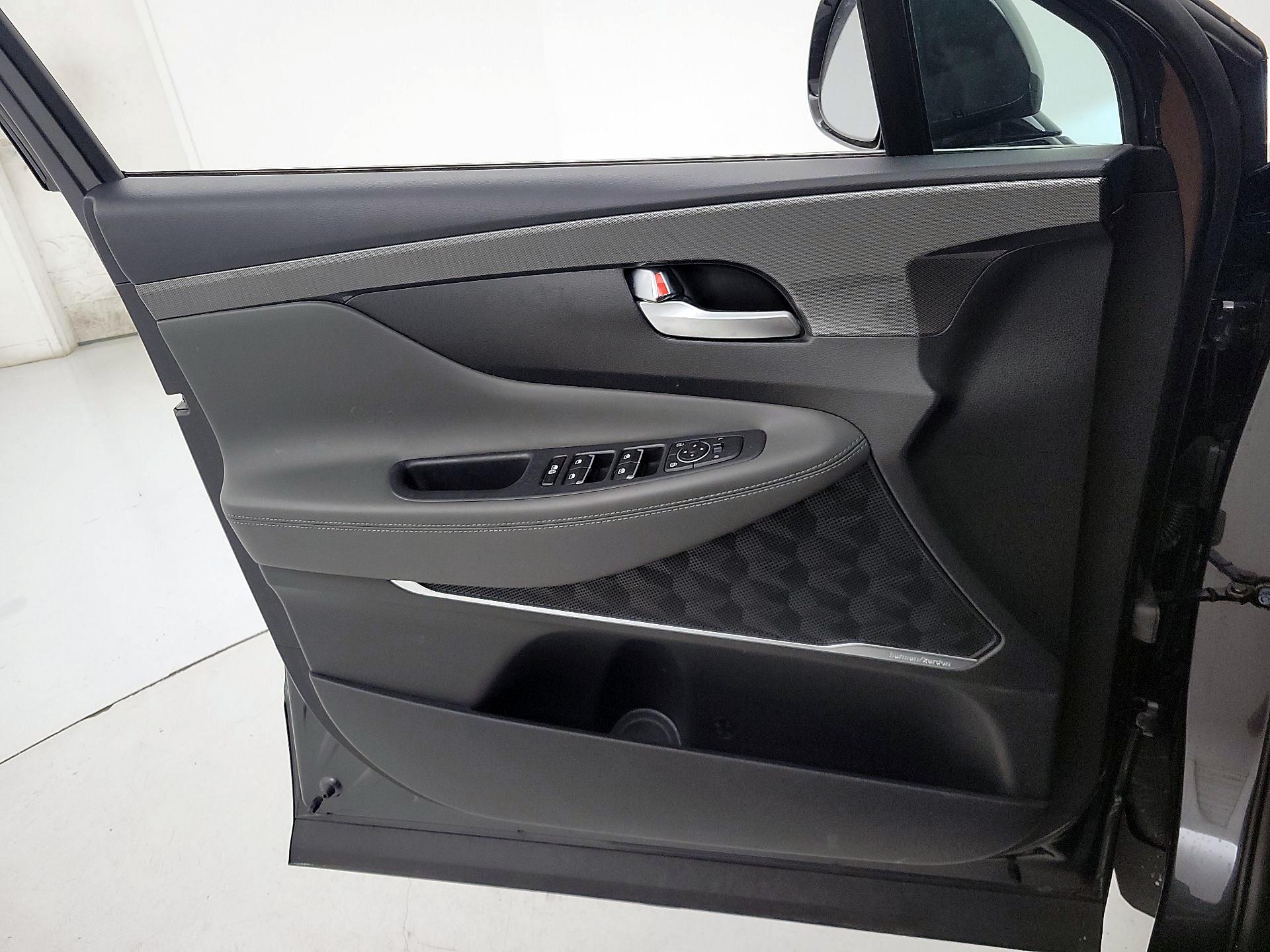 Thumbnail: 2022 Hyundai Santa Fe - 12