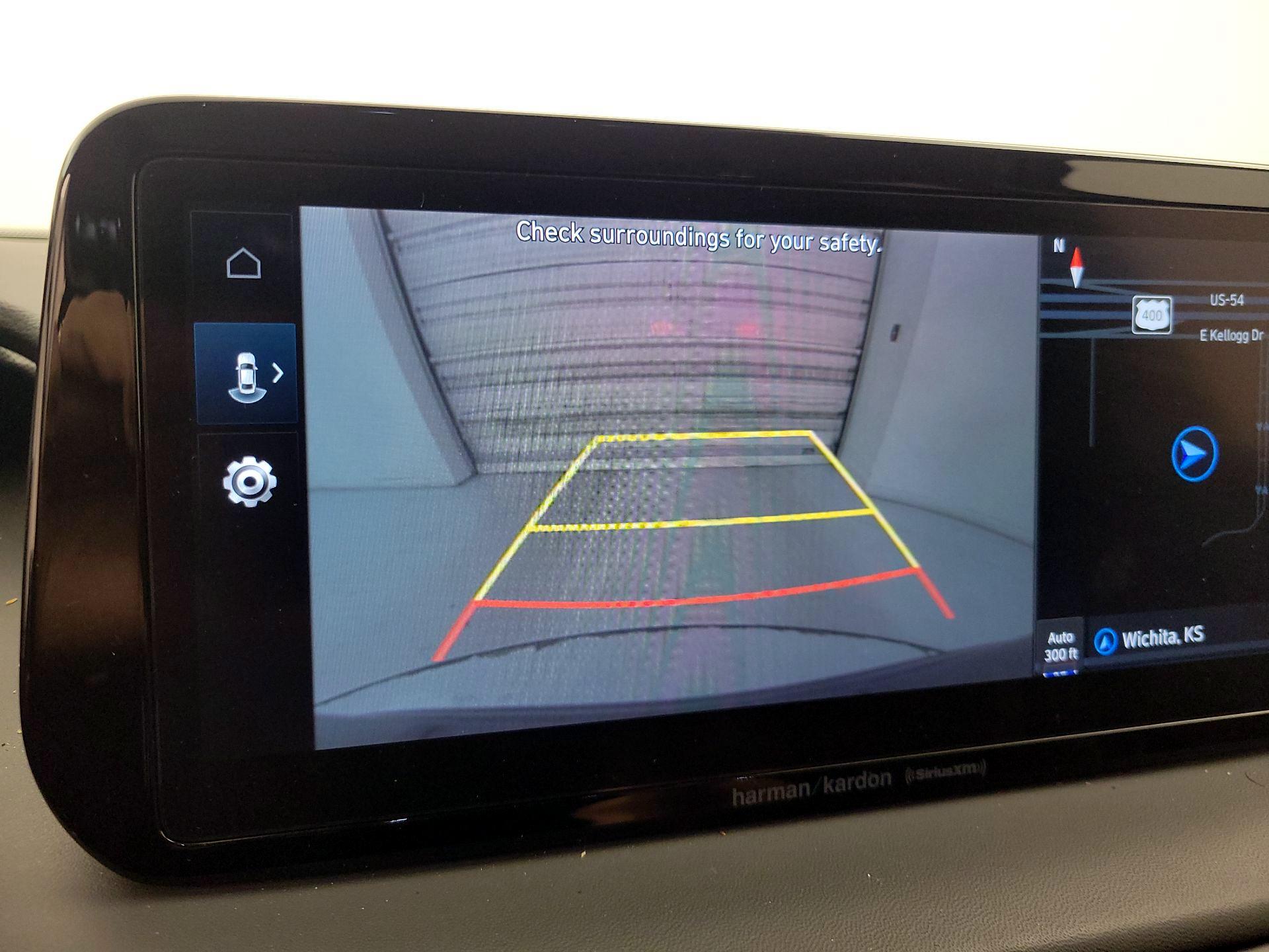 Thumbnail: 2022 Hyundai Santa Fe - 15