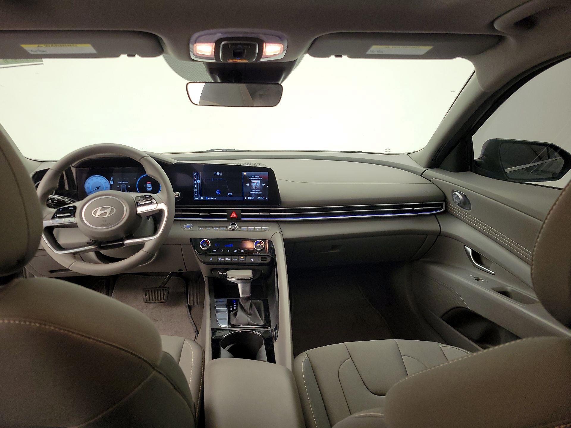 Thumbnail: 2024 Hyundai Elantra - 9