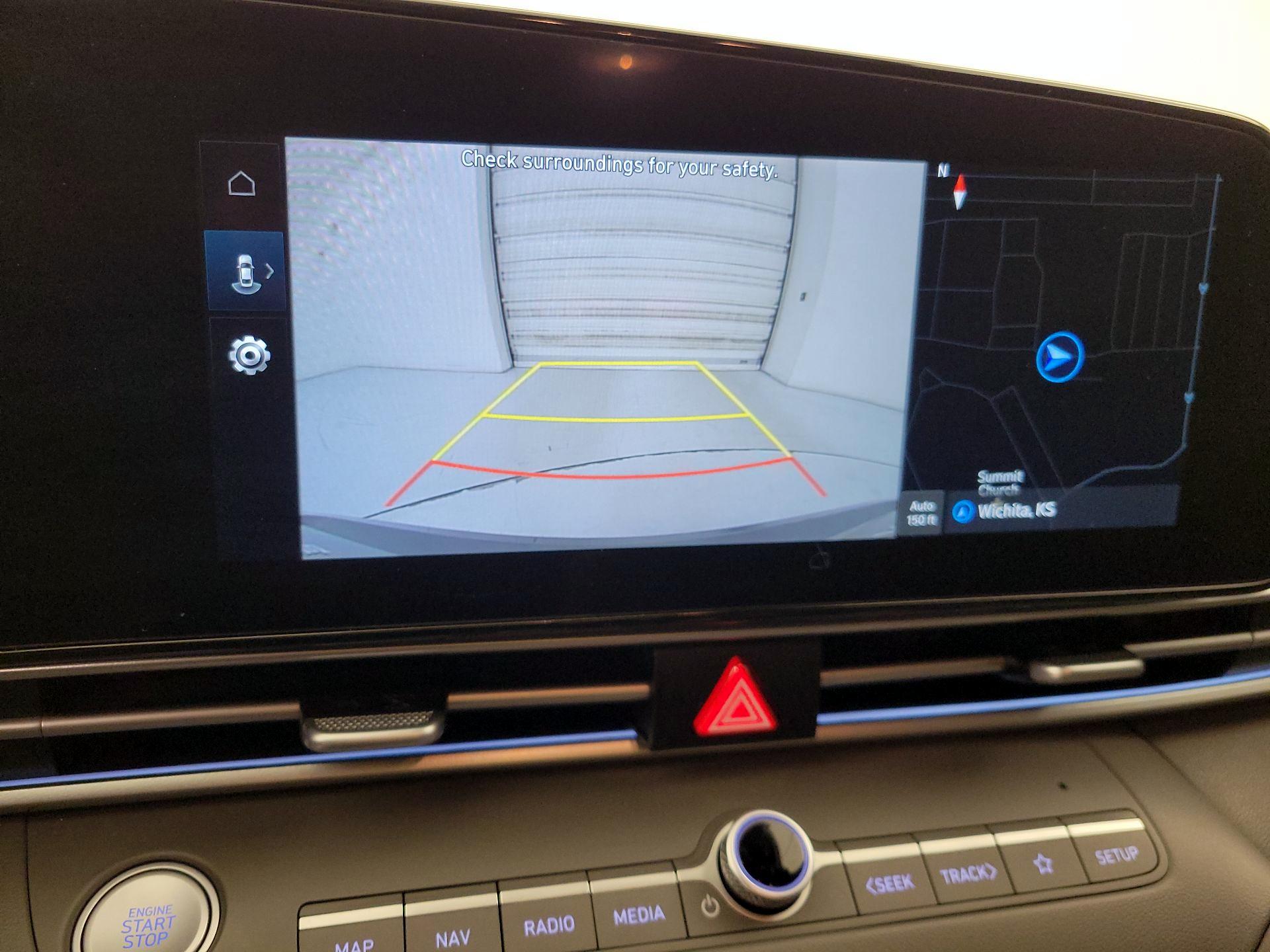 Thumbnail: 2024 Hyundai Elantra - 15