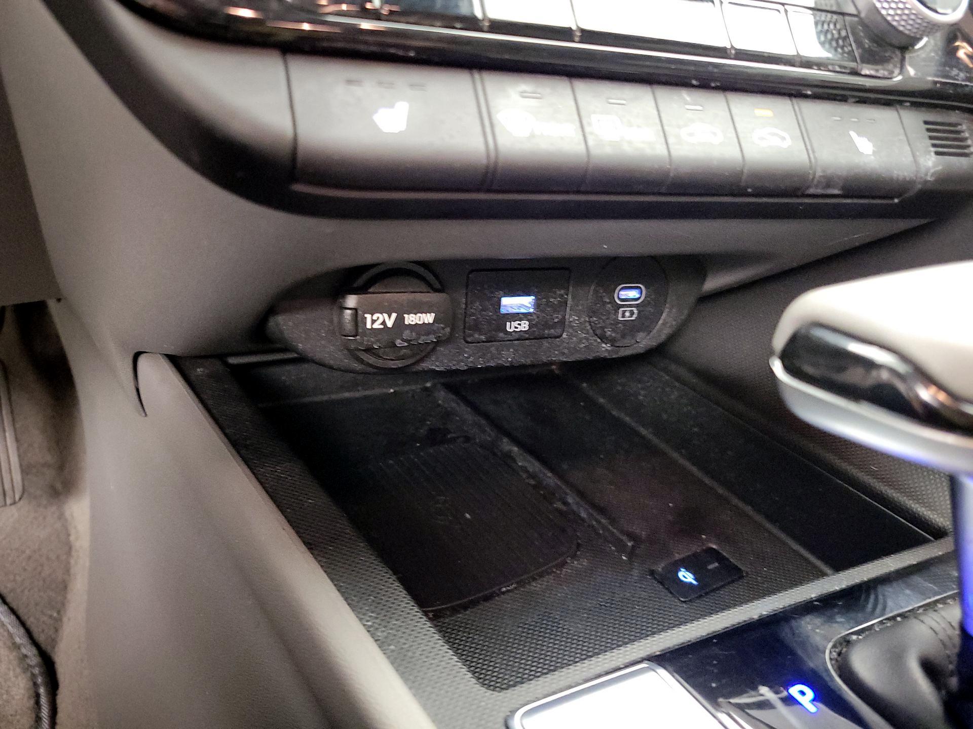 Thumbnail: 2024 Hyundai Elantra - 19