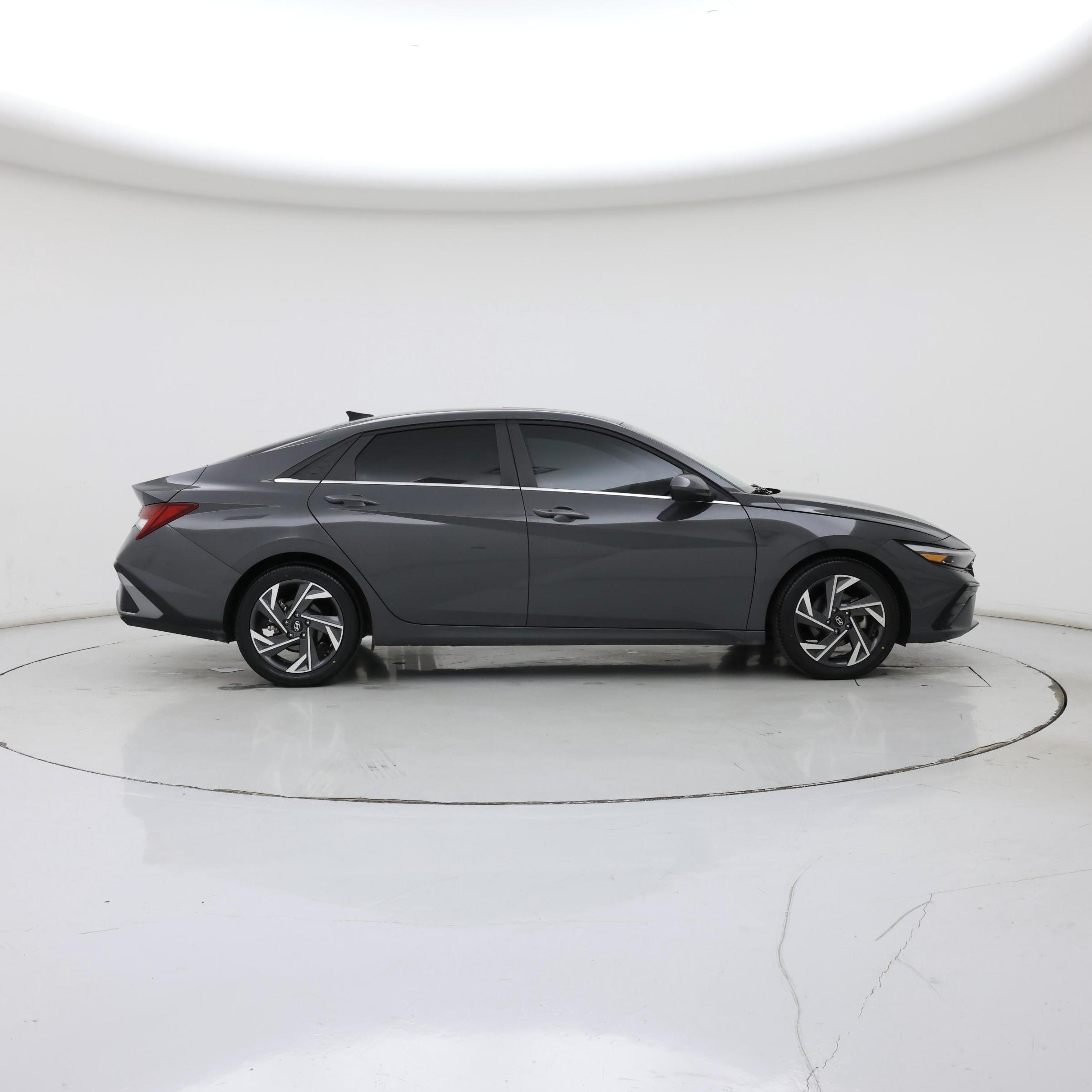 Thumbnail: 2024 Hyundai Elantra - 7