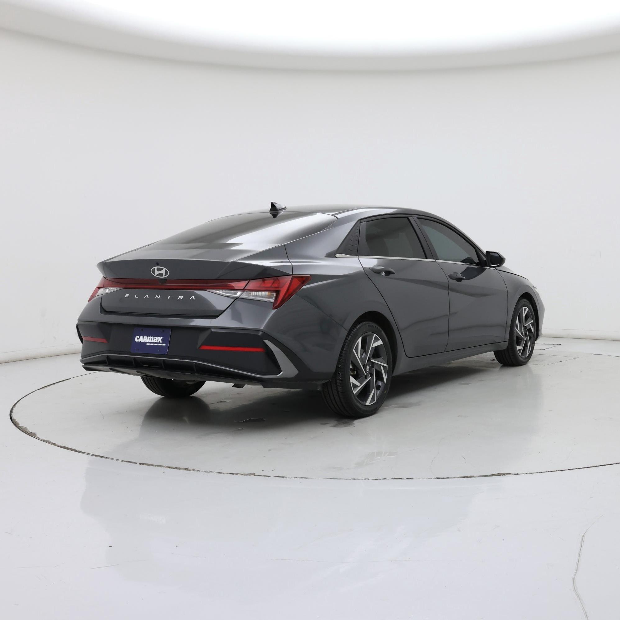 Thumbnail: 2024 Hyundai Elantra - 8