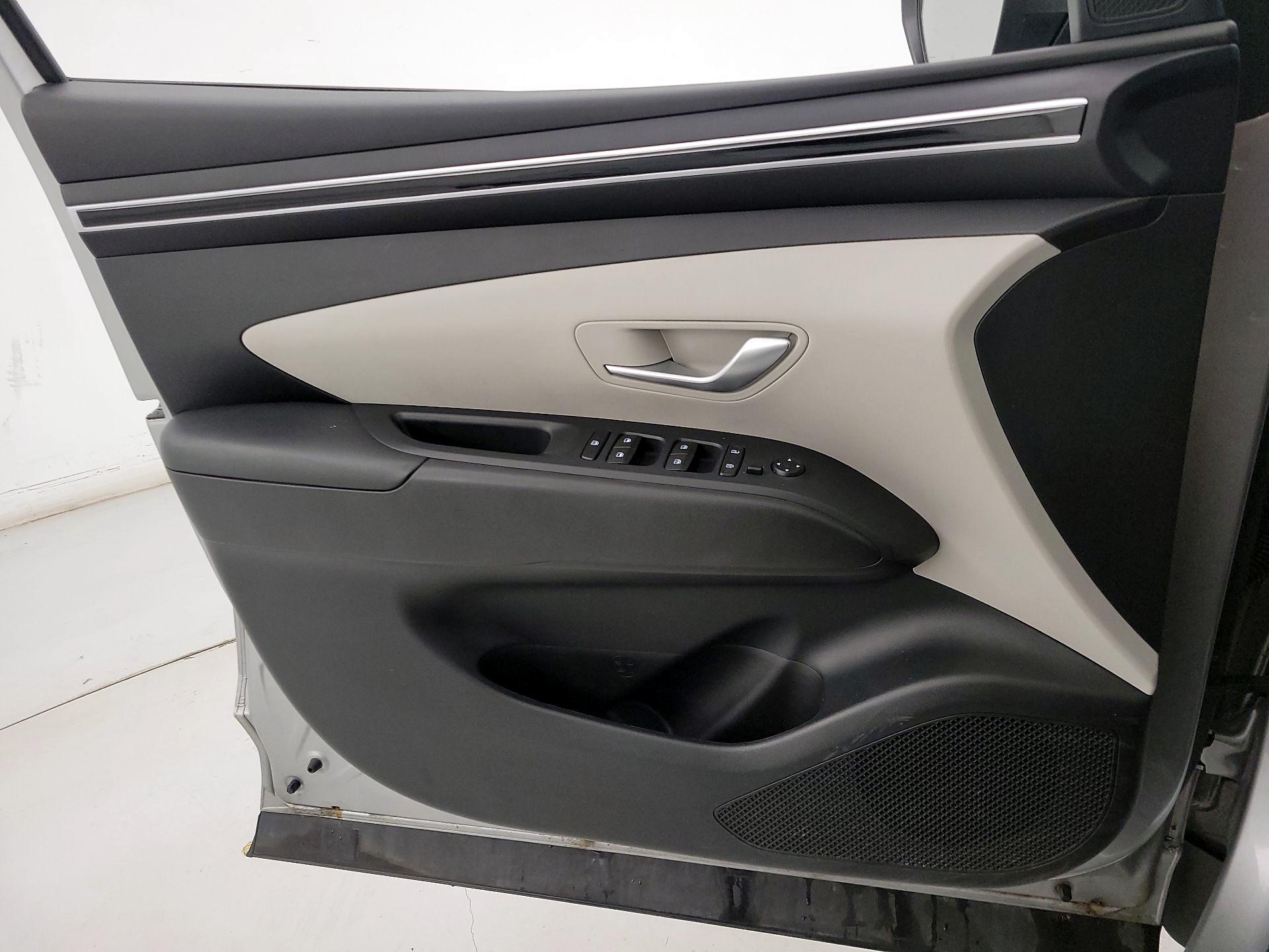 Thumbnail: 2023 Hyundai Tucson - 12