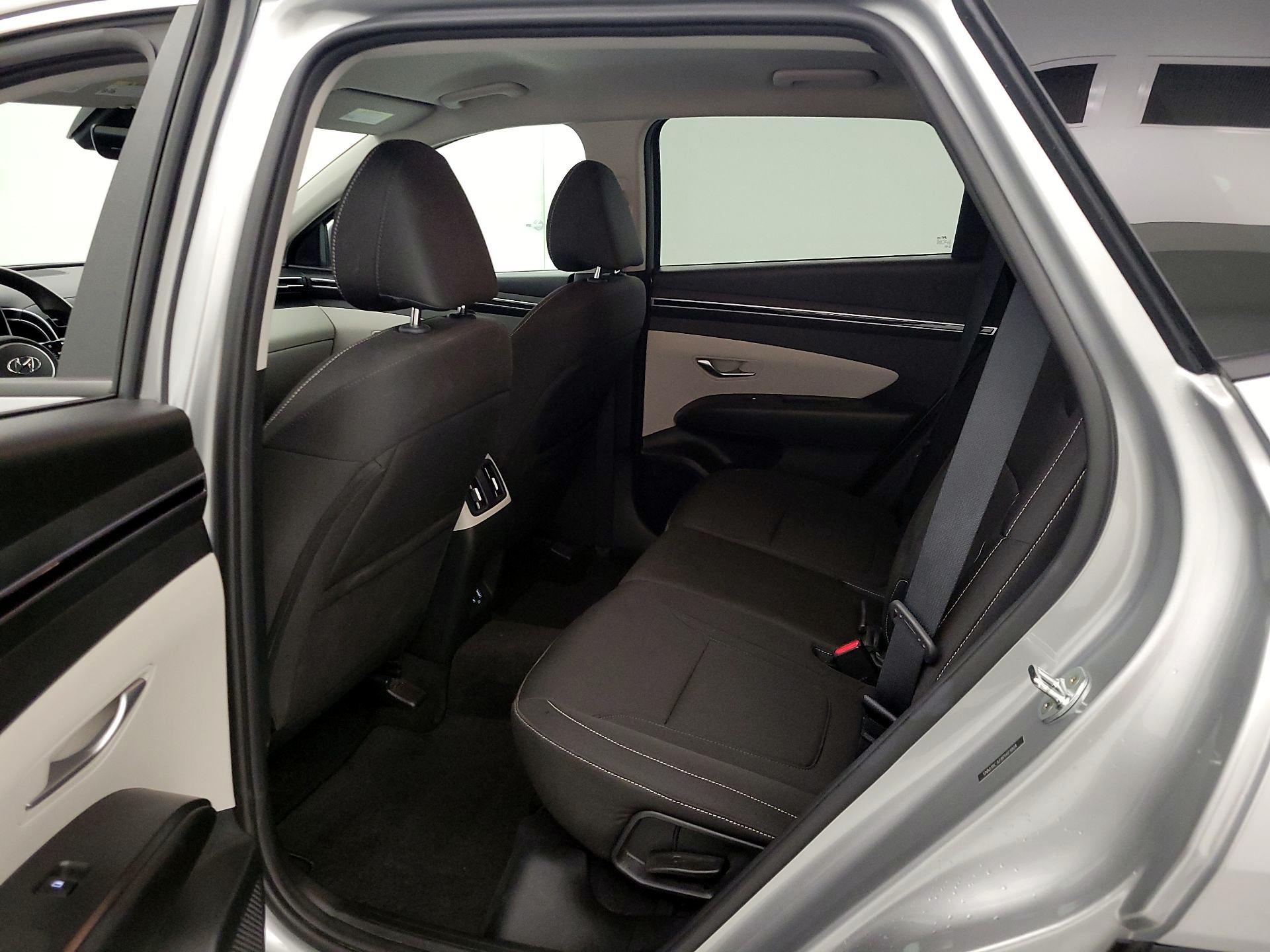 Thumbnail: 2023 Hyundai Tucson - 19