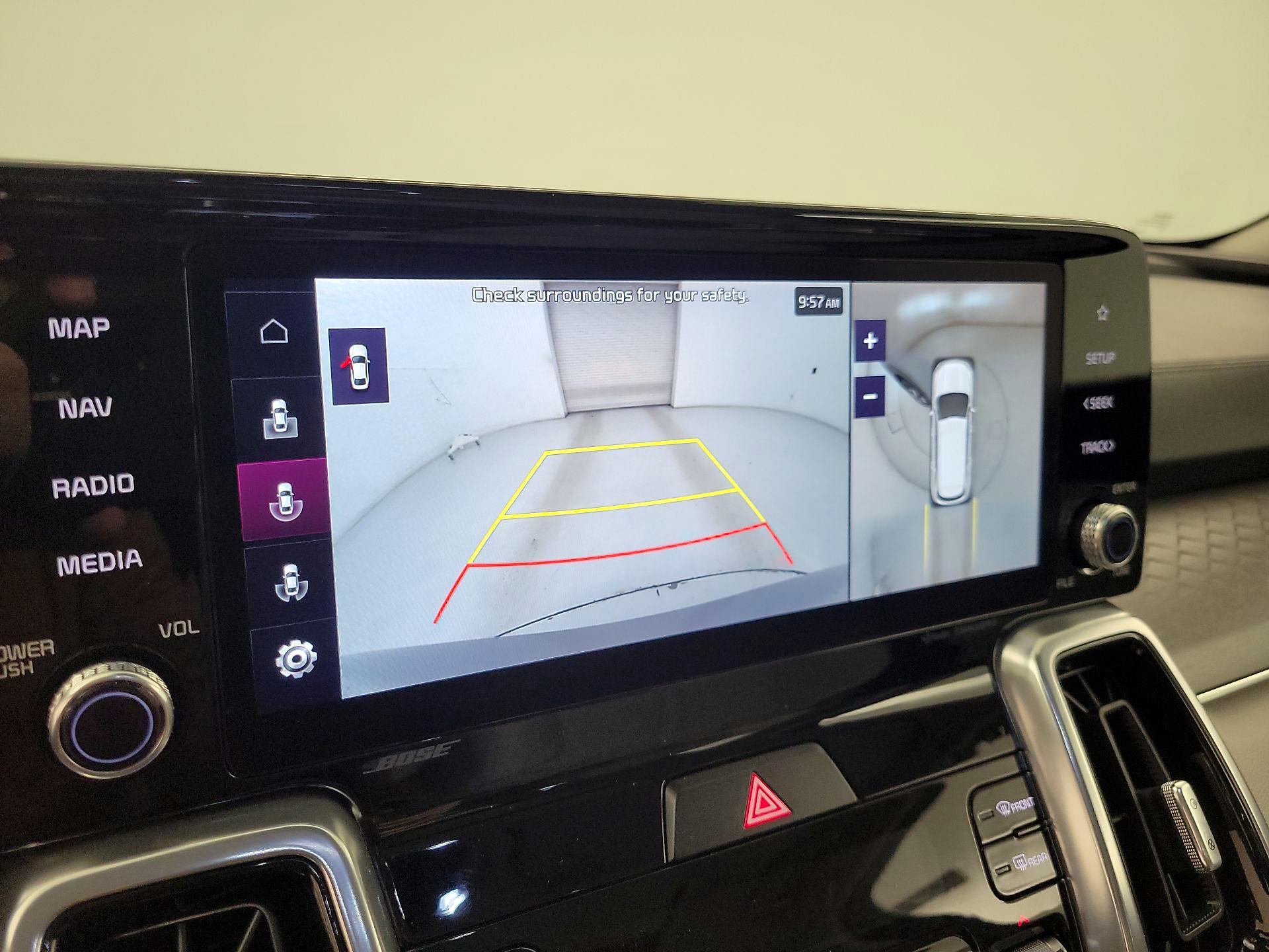 Thumbnail: 2023 Kia Sorento - 15