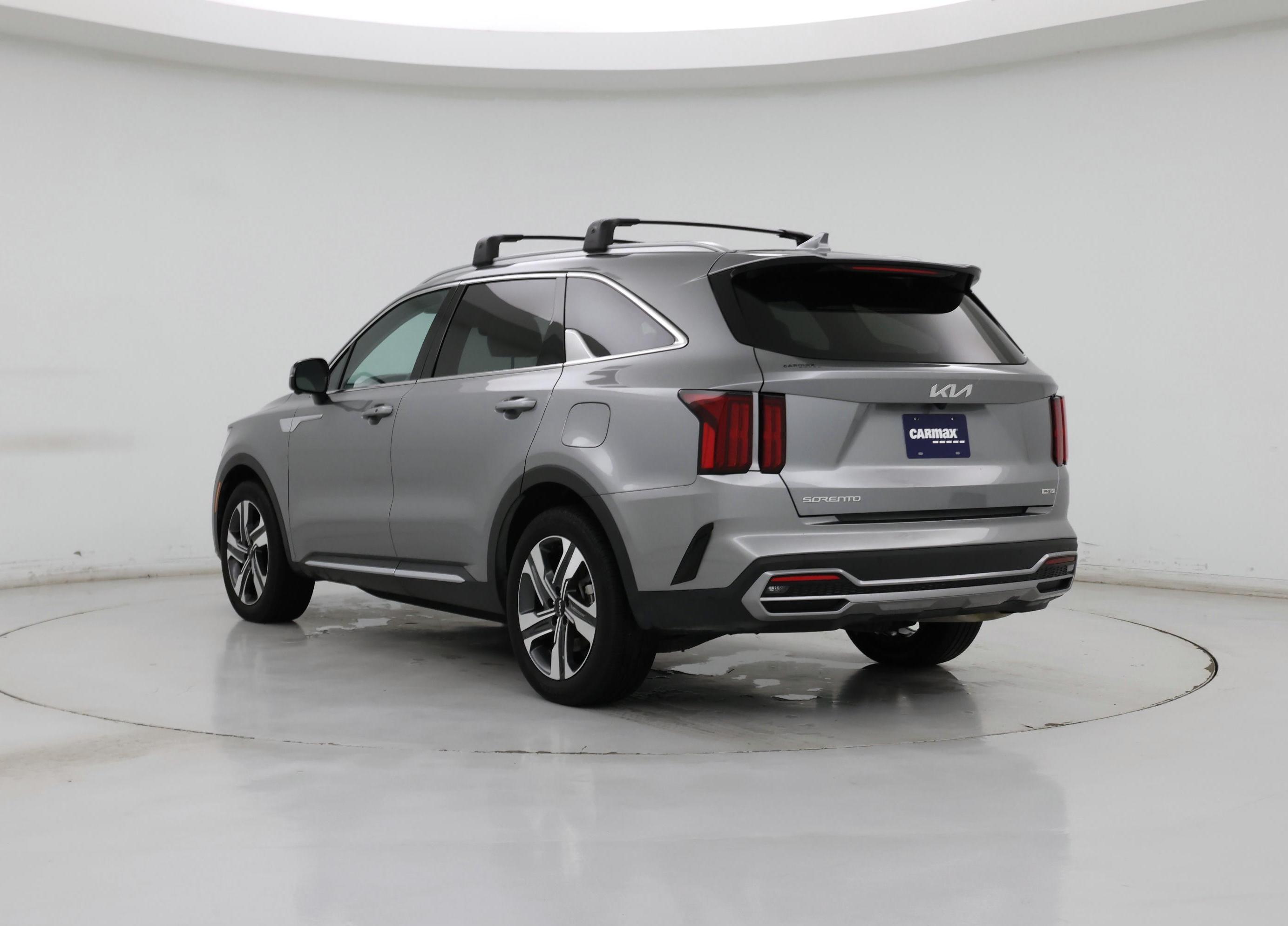 Thumbnail: 2023 Kia Sorento - 2