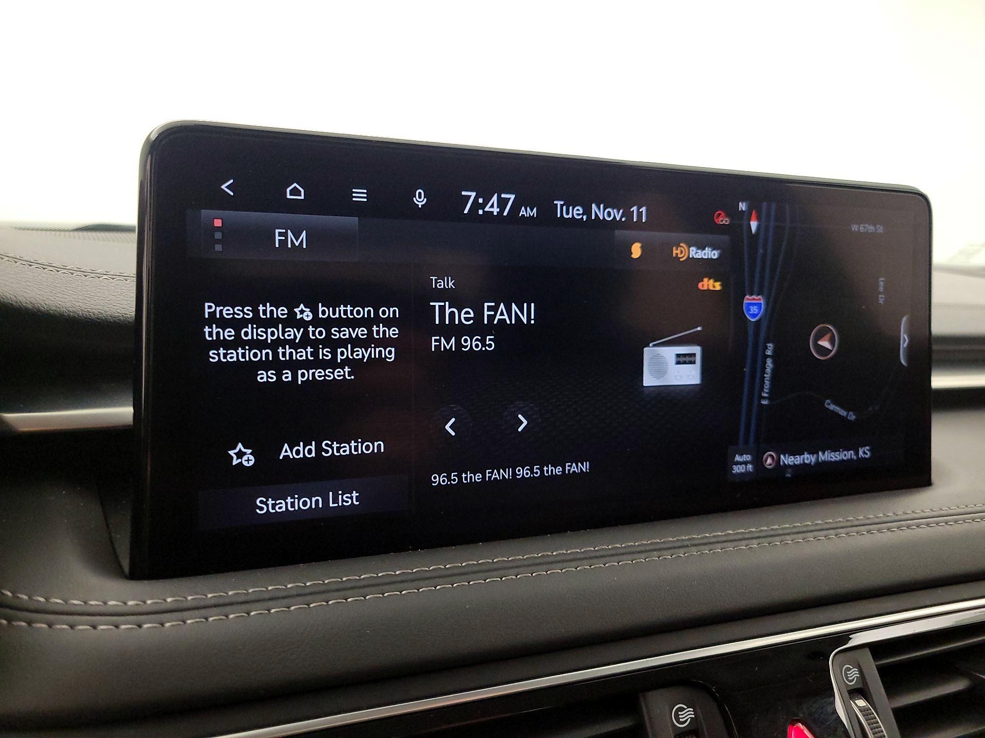 Thumbnail: 2023 Genesis G70 - 16