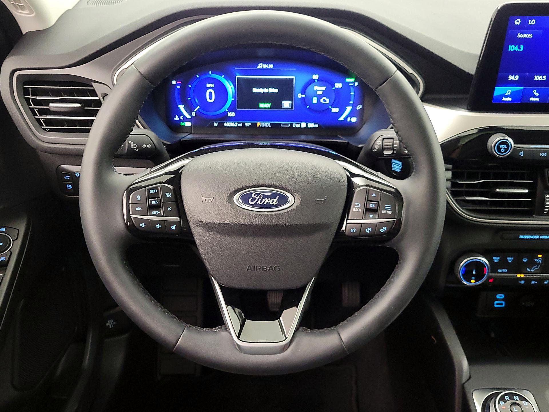 Thumbnail: 2022 Ford Escape - 10