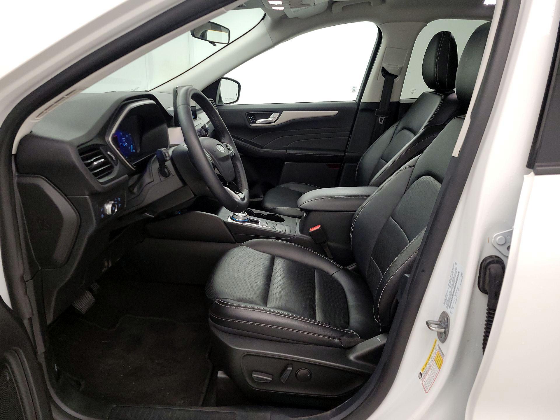 Thumbnail: 2022 Ford Escape - 11