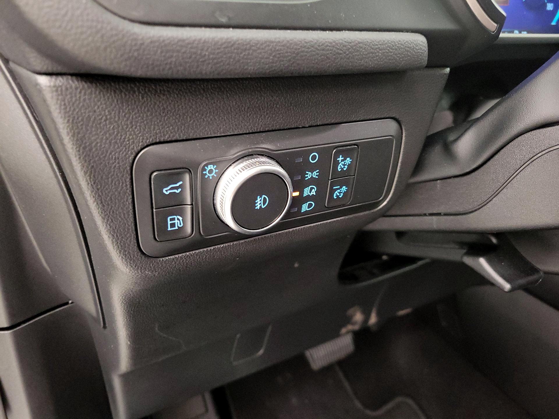 Thumbnail: 2022 Ford Escape - 13