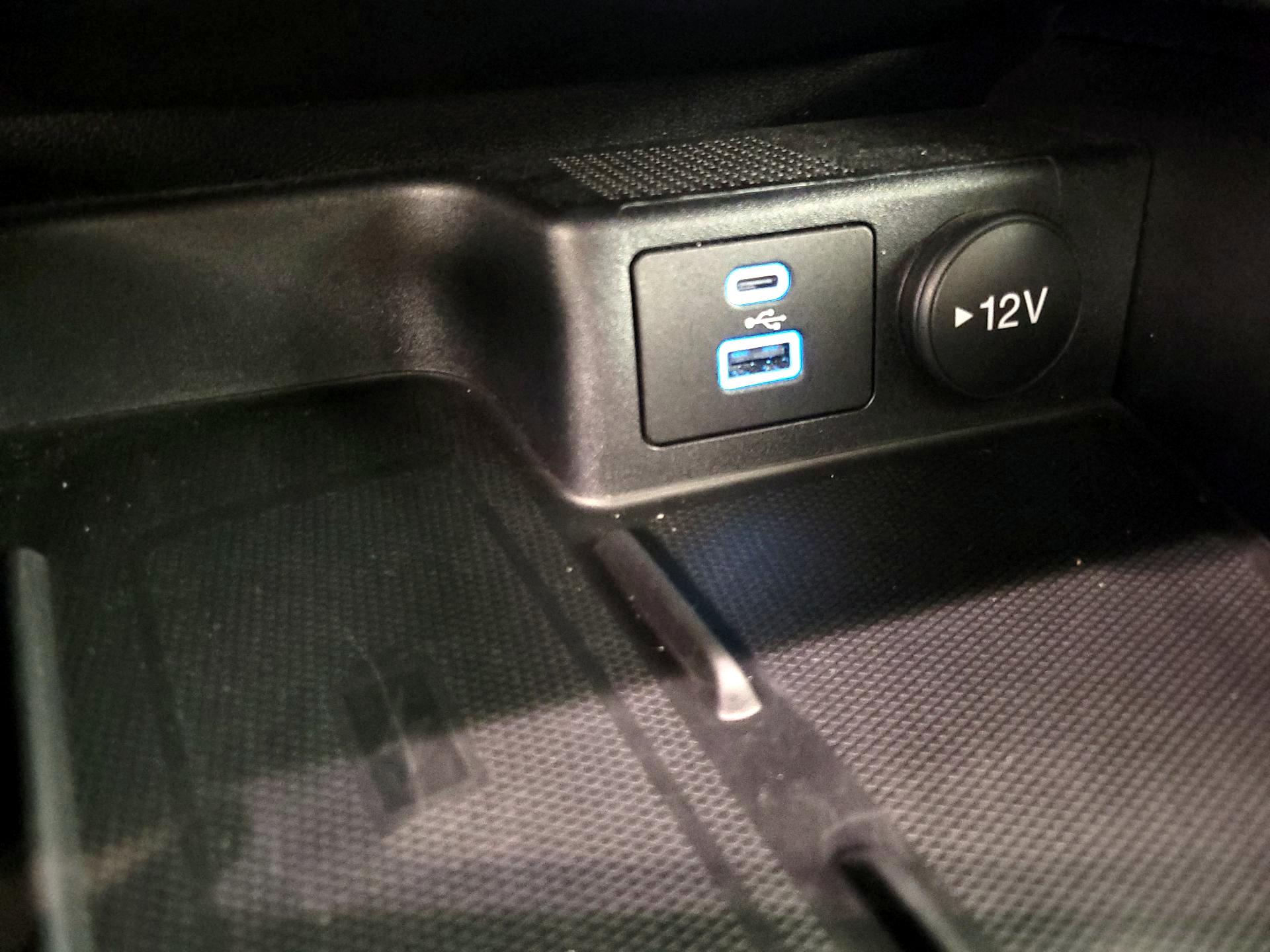 Thumbnail: 2022 Ford Escape - 19