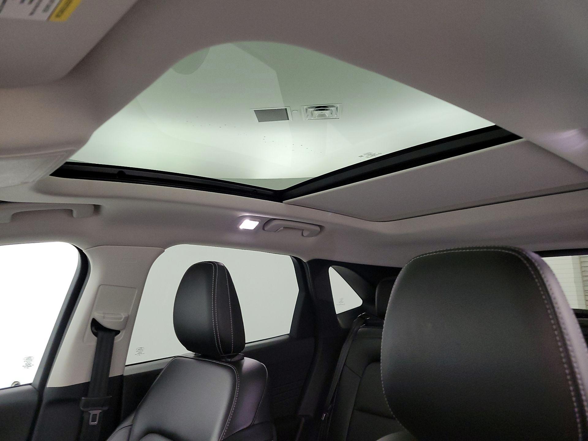 Thumbnail: 2022 Ford Escape - 20