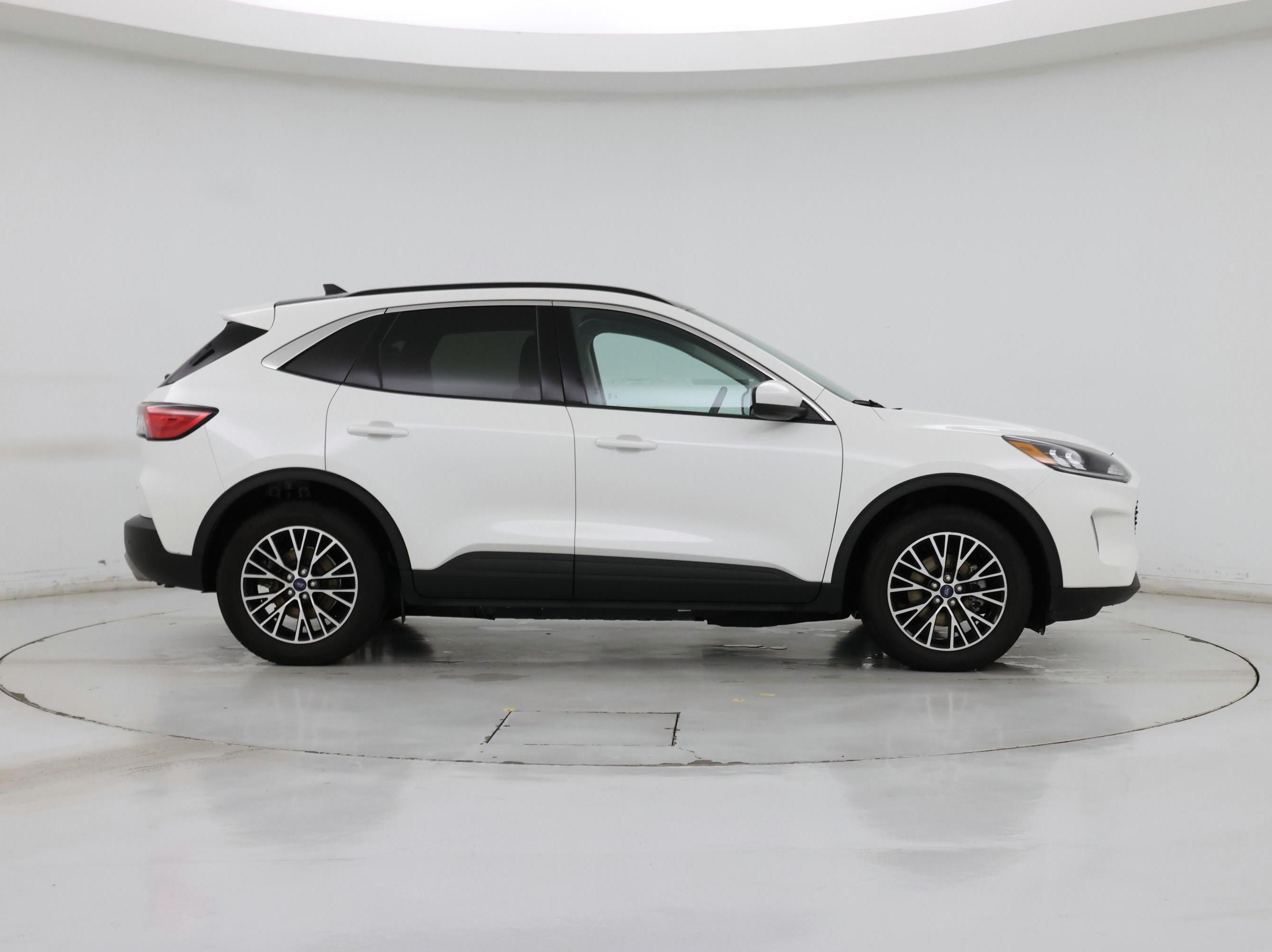 Thumbnail: 2022 Ford Escape - 7