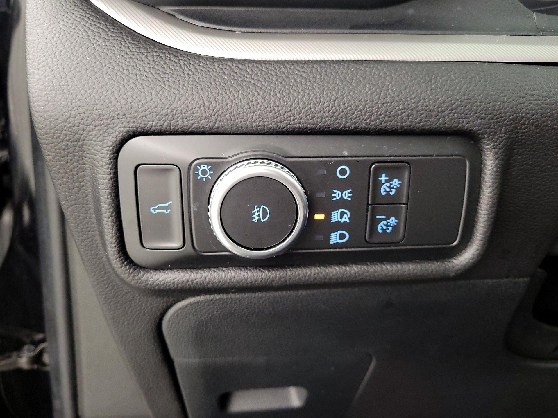 Thumbnail: 2022 Ford Explorer - 13