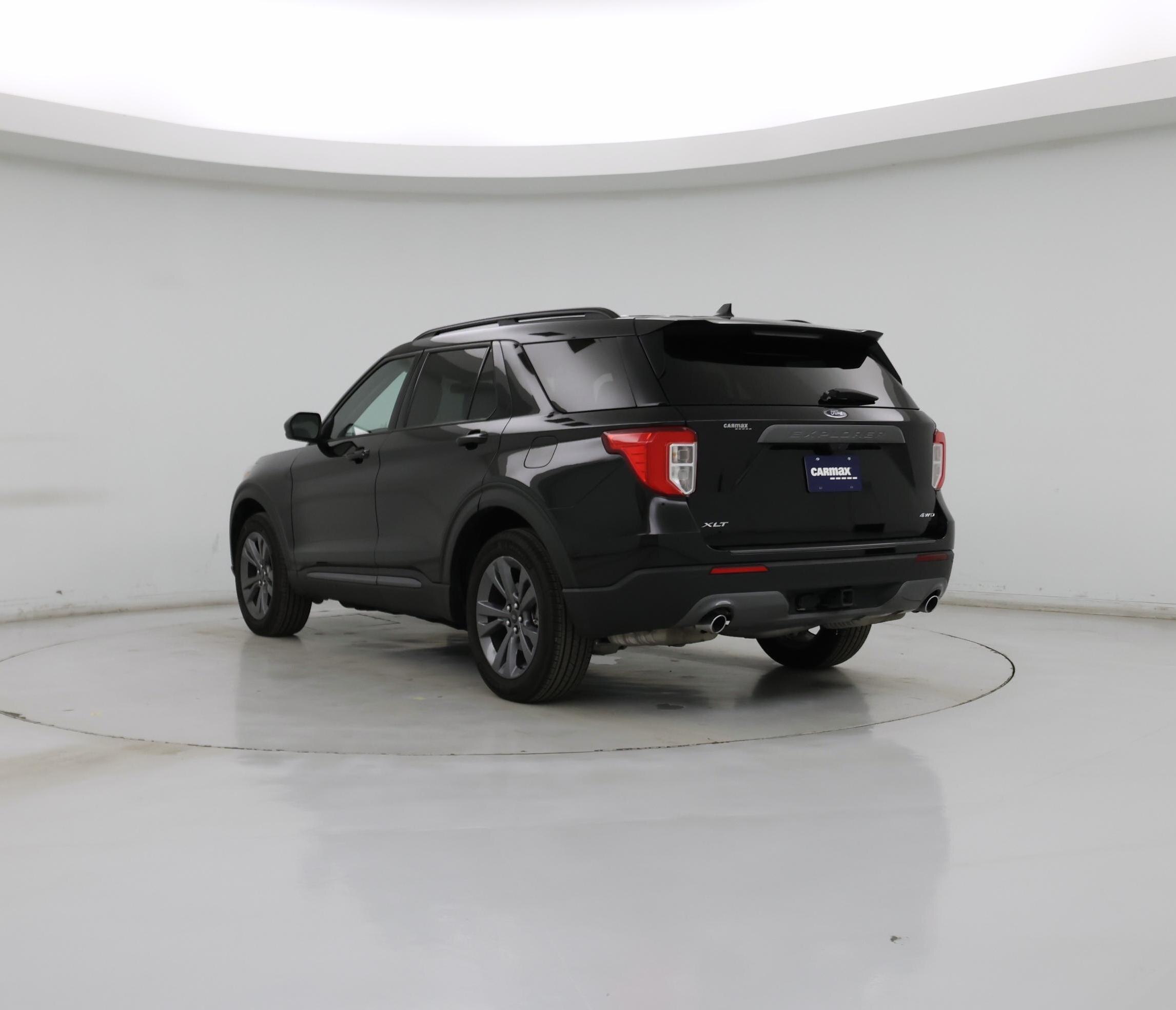 Thumbnail: 2022 Ford Explorer - 2