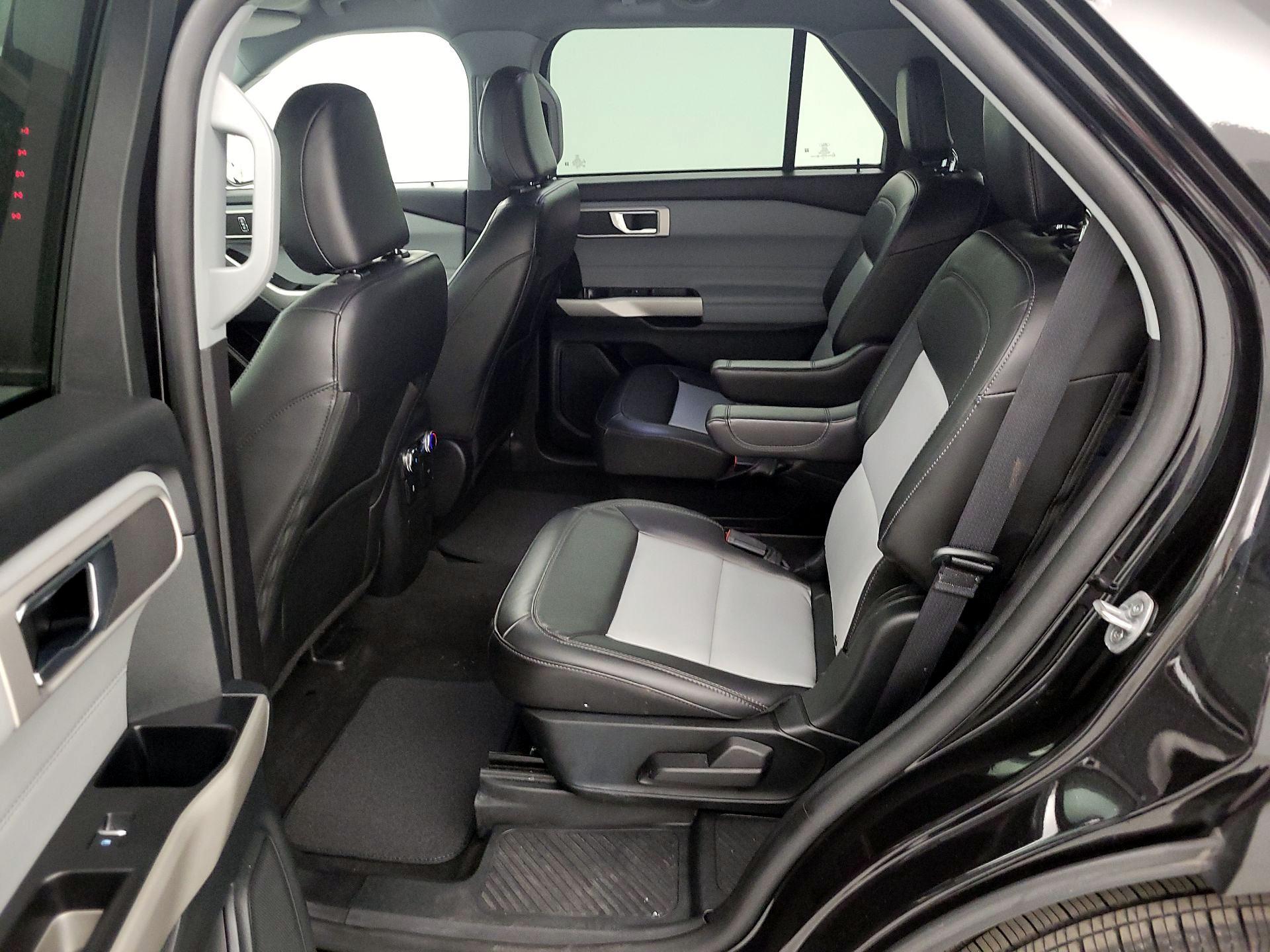 Thumbnail: 2022 Ford Explorer - 19