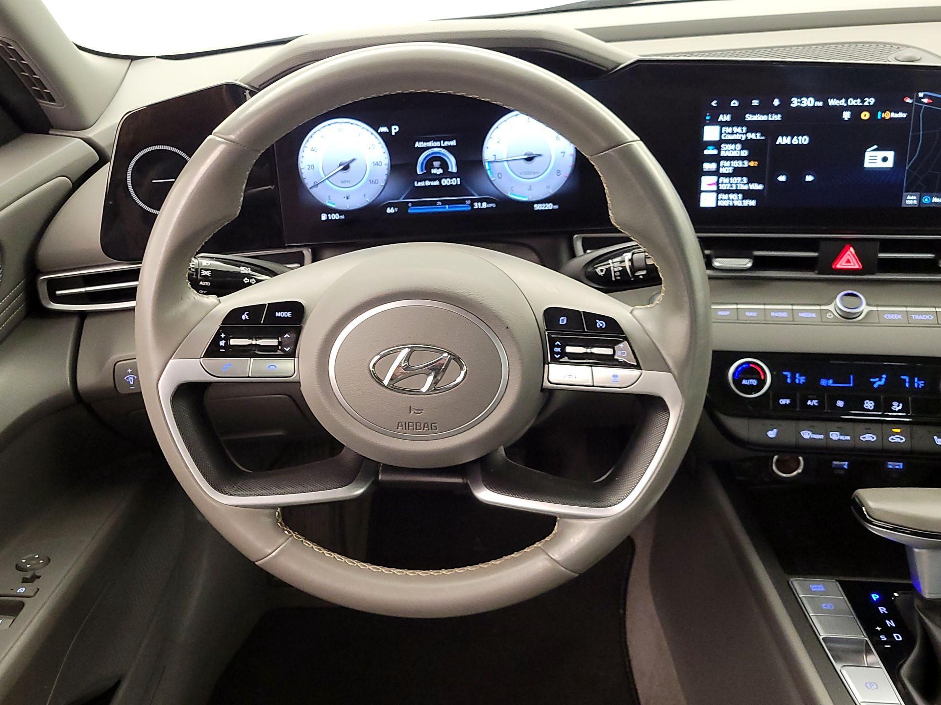 Thumbnail: 2023 Hyundai Elantra - 10