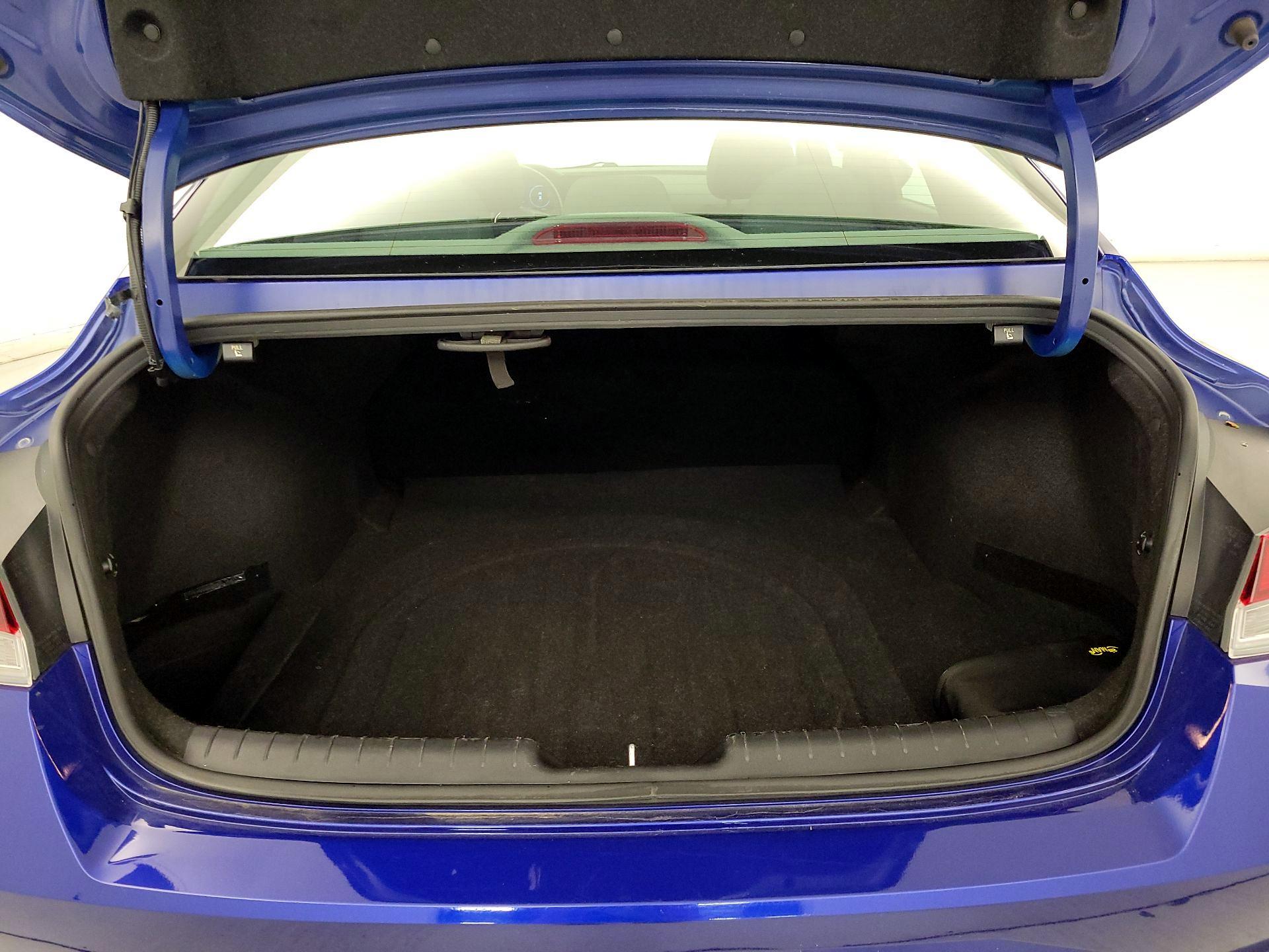 Thumbnail: 2023 Hyundai Elantra - 20