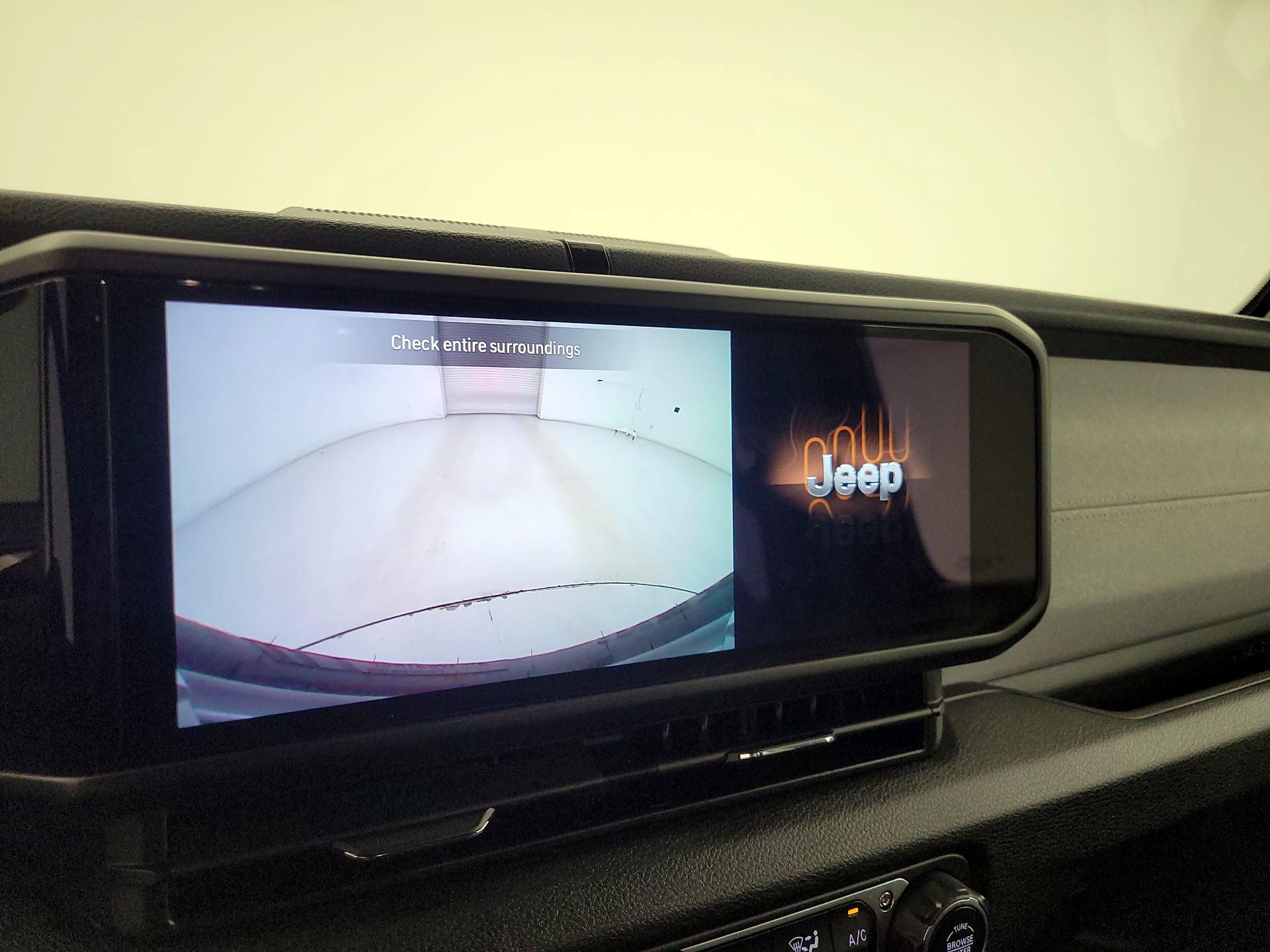 Thumbnail: 2024 Jeep Wrangler - 14