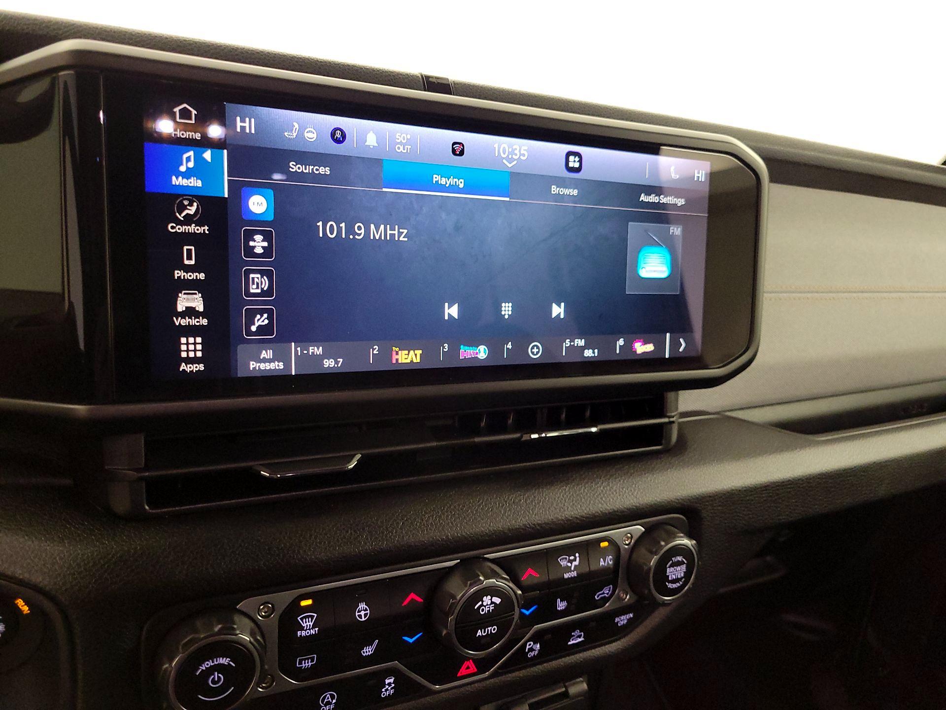 Thumbnail: 2024 Jeep Wrangler - 15